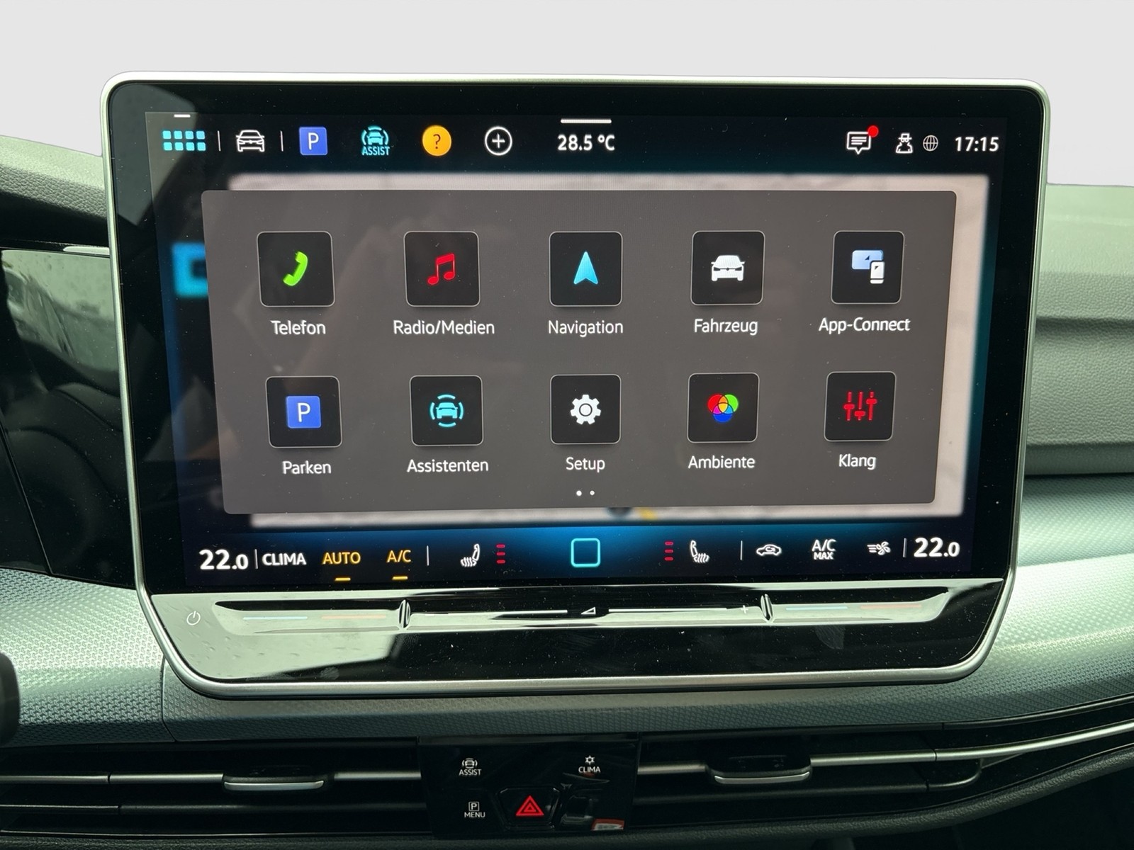 Volkswagen Golf VIII 2.0 GOAL AHK CAM ACC NAVI LED+ CARPLAY