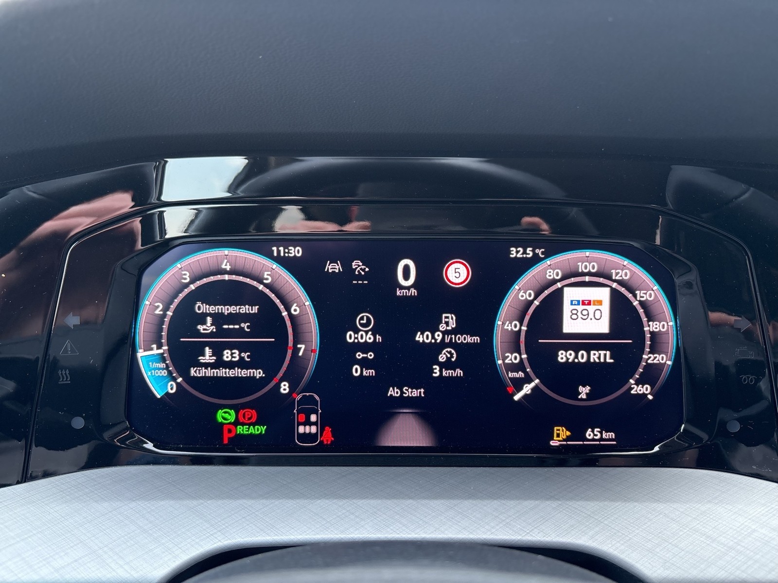 Volkswagen Golf VIII 1.5 eTSI LIFE CAM ACC CARPLAY SITZHEIZ