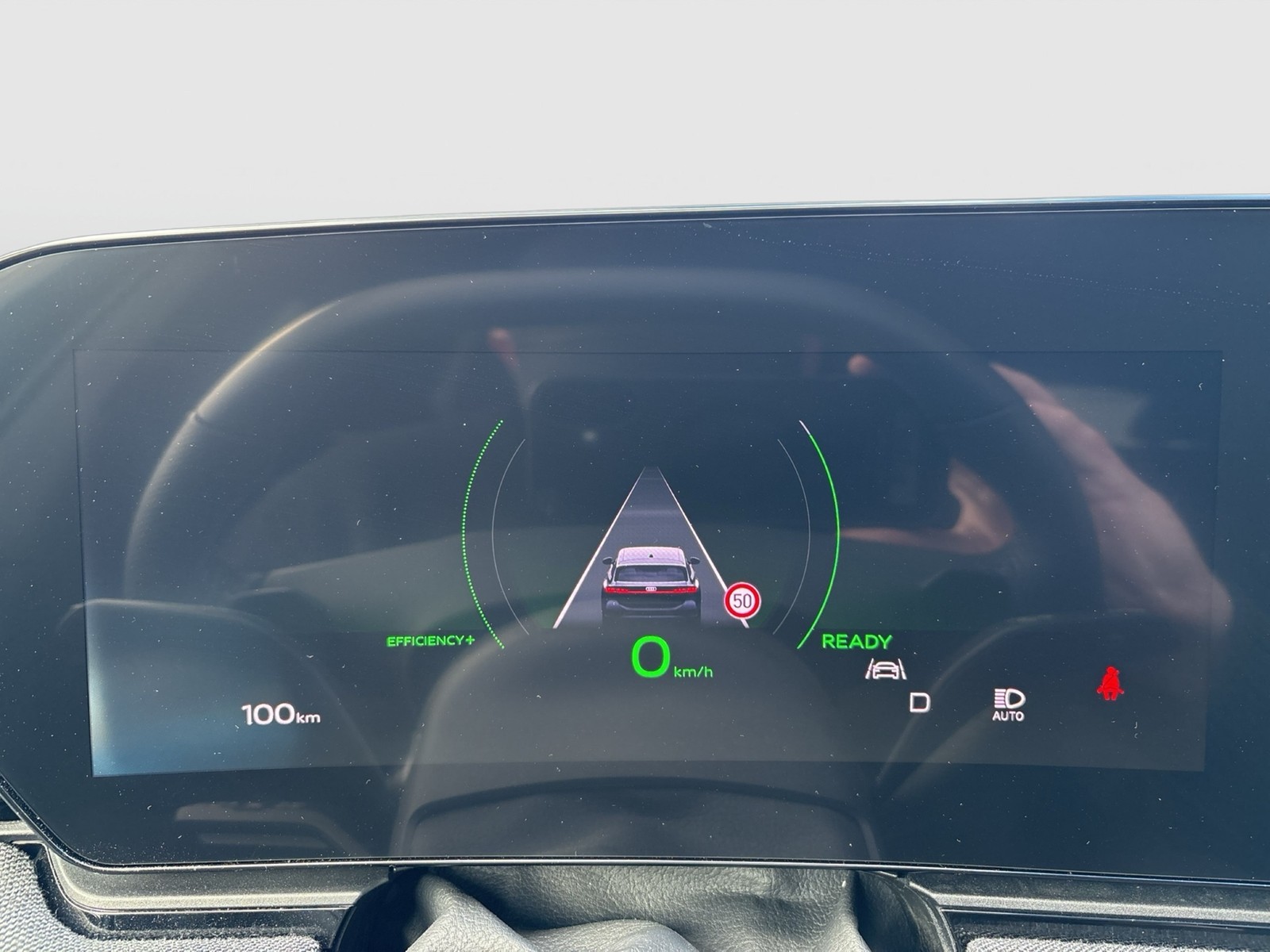Audi A6 e-tron Avant performance advanced MATRIX LM20