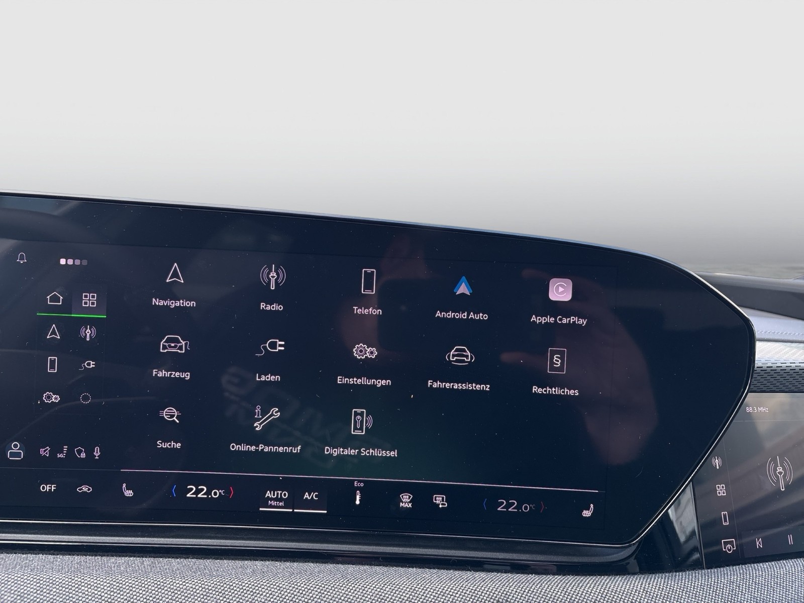 Audi A6 e-tron Avant performance advanced MATRIX LM20