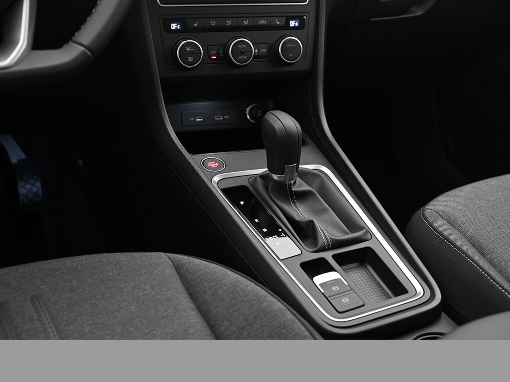 Seat Ateca 1.5 ROAD EDITION DSG AHK CAM NAVI KEYLESS