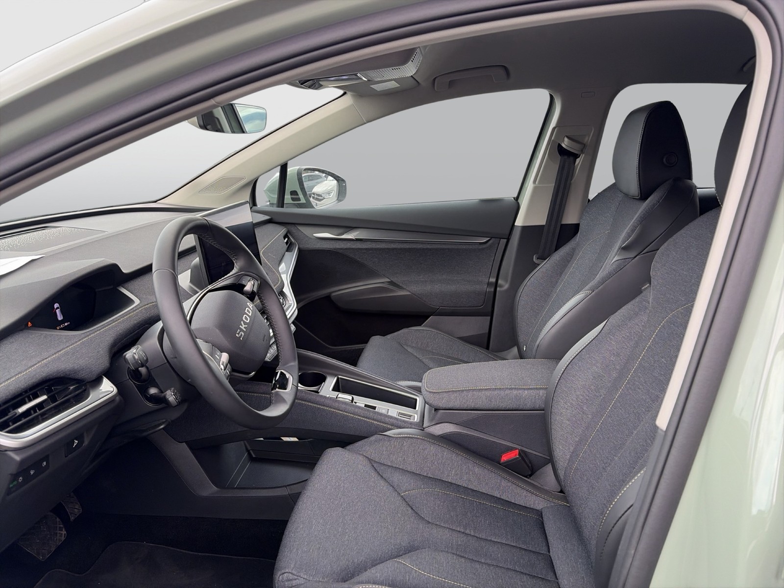 Skoda Elroq 85 LOFT WÄRMEPUMPE AHK CAM ACC LM20 MATRIX