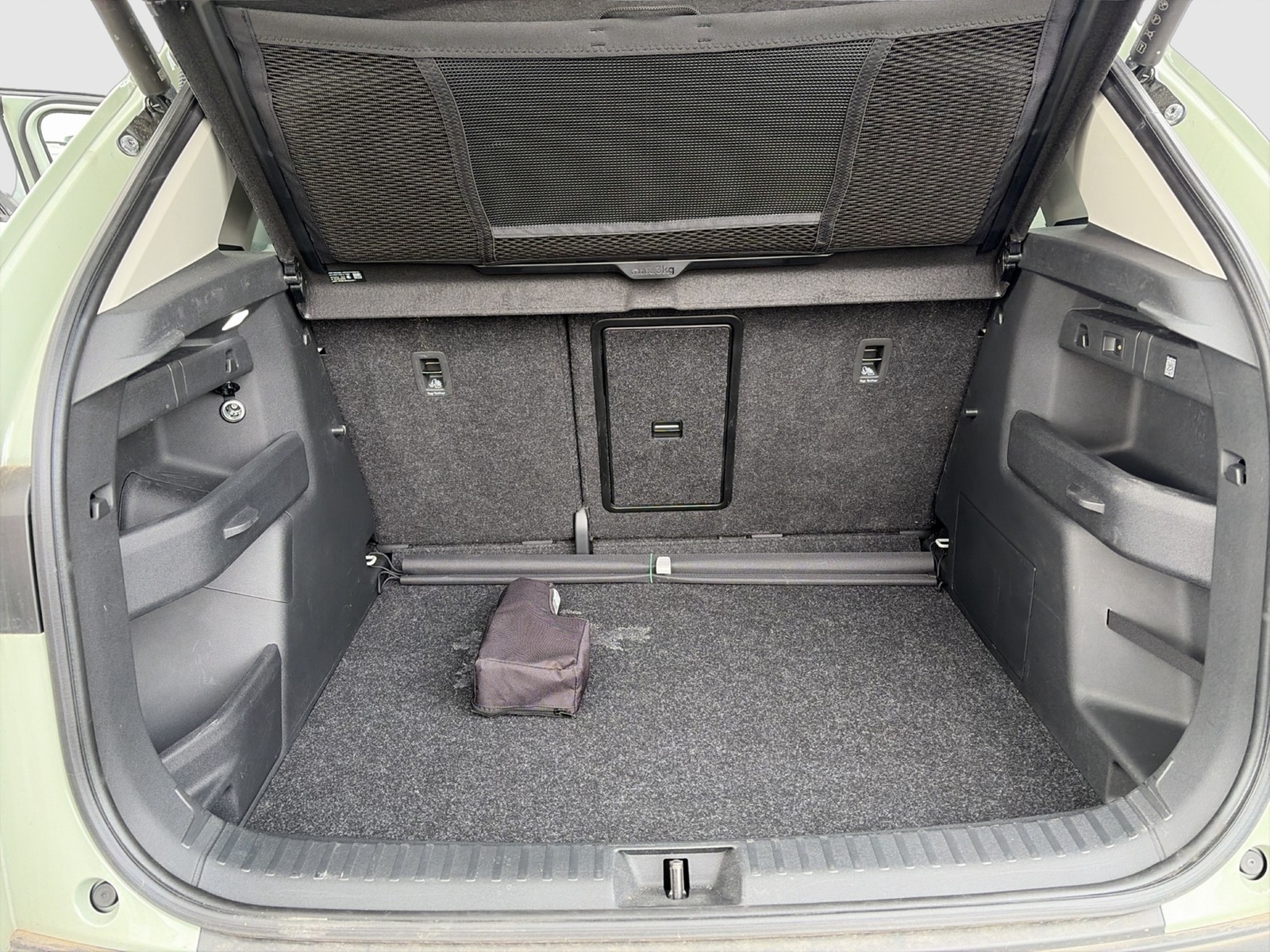 Skoda Elroq 85 LOFT WÄRMEPUMPE AHK CAM ACC LM20 MATRIX