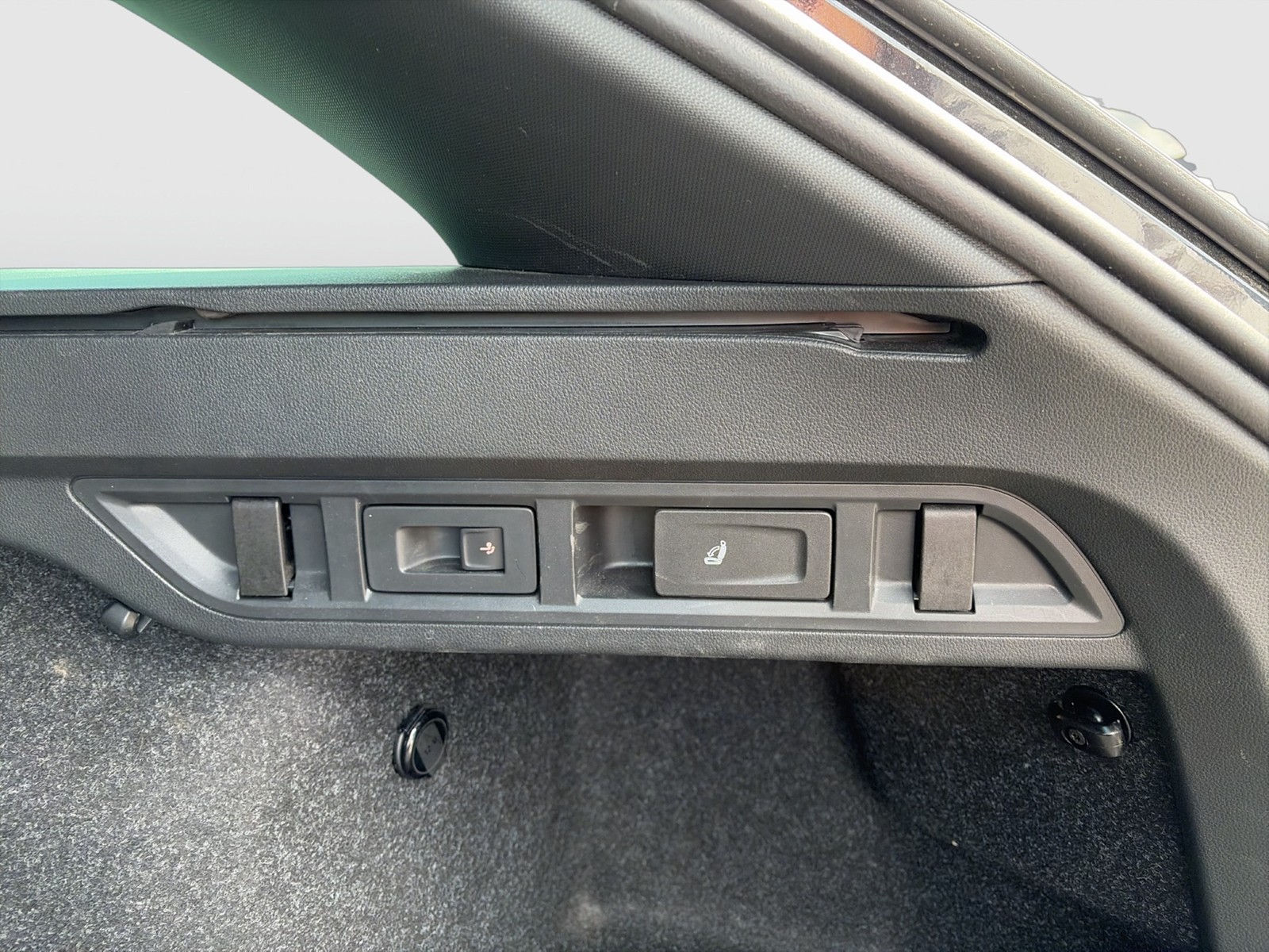 Skoda Octavia Combi 2.0 SPORTLINE PANO STANDHZ. CANTON