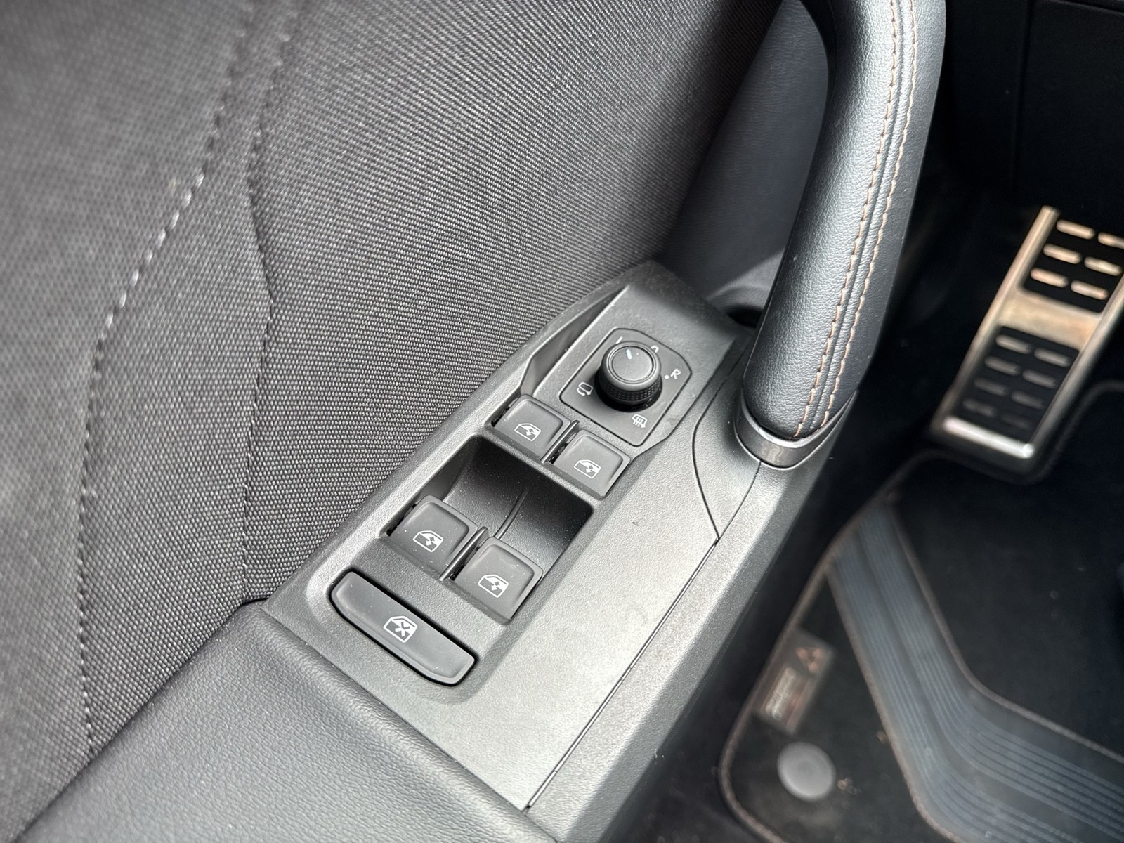 Cupra Formentor 1.5 eTSI 360°CAM ACC LM18 E-KLAPPE