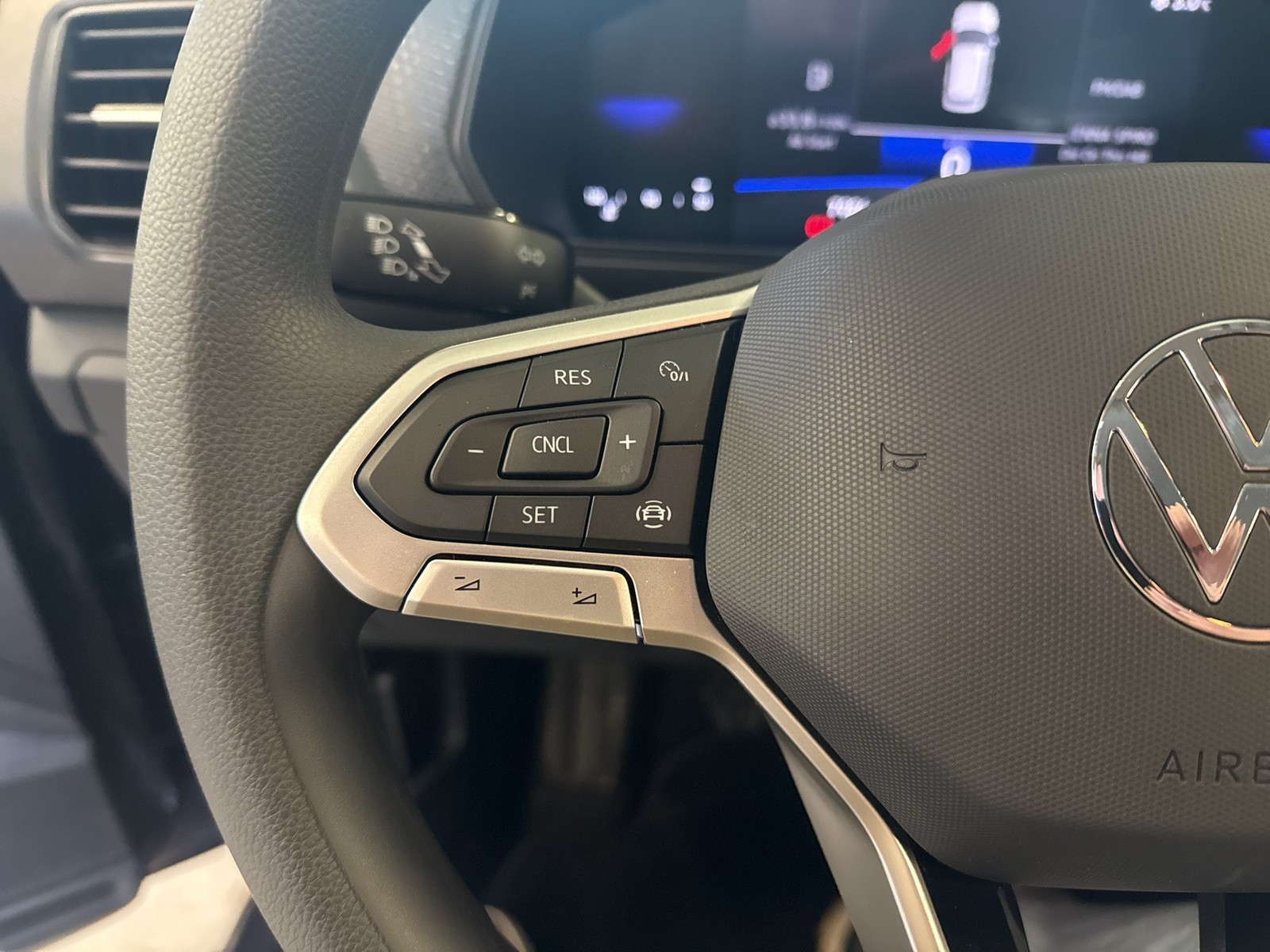 Volkswagen T-Cross 1.0 CARPLAY SITZHEIZUNG LED EINPARKHILFE