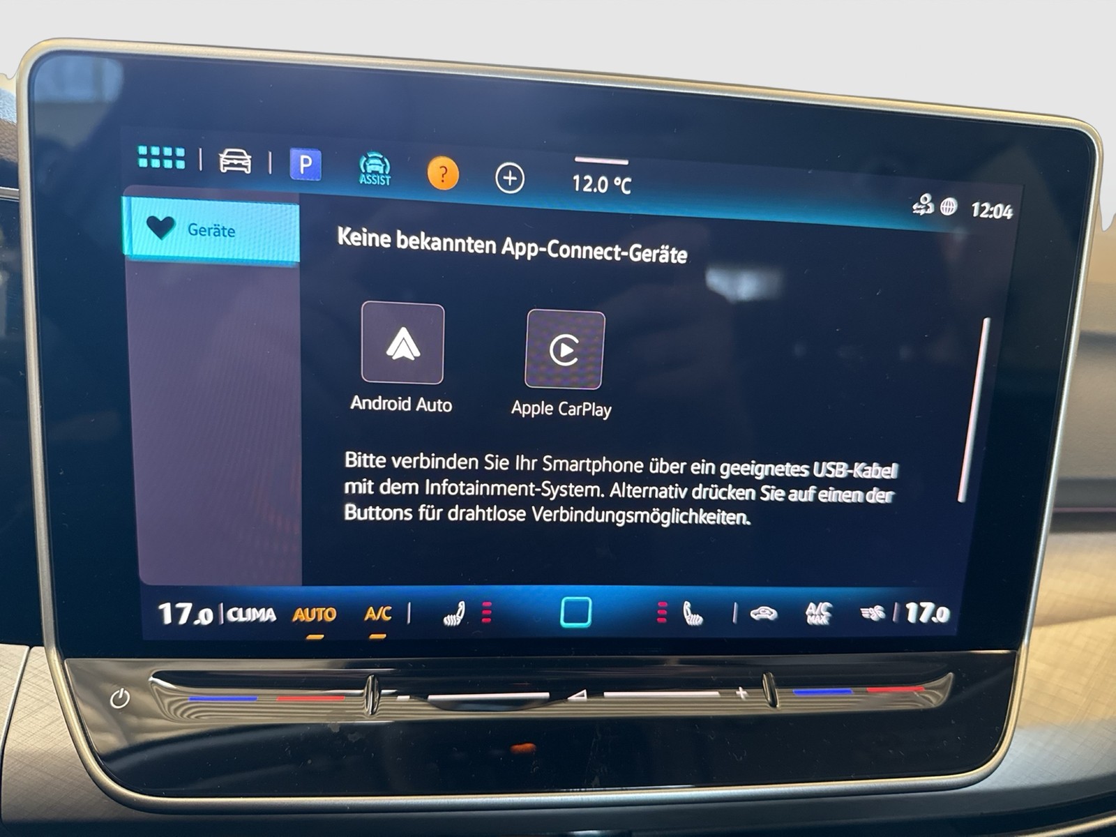 Volkswagen Golf VIII 2.0 LIFE FACELIFT AHK ACC CARPLAY ALU