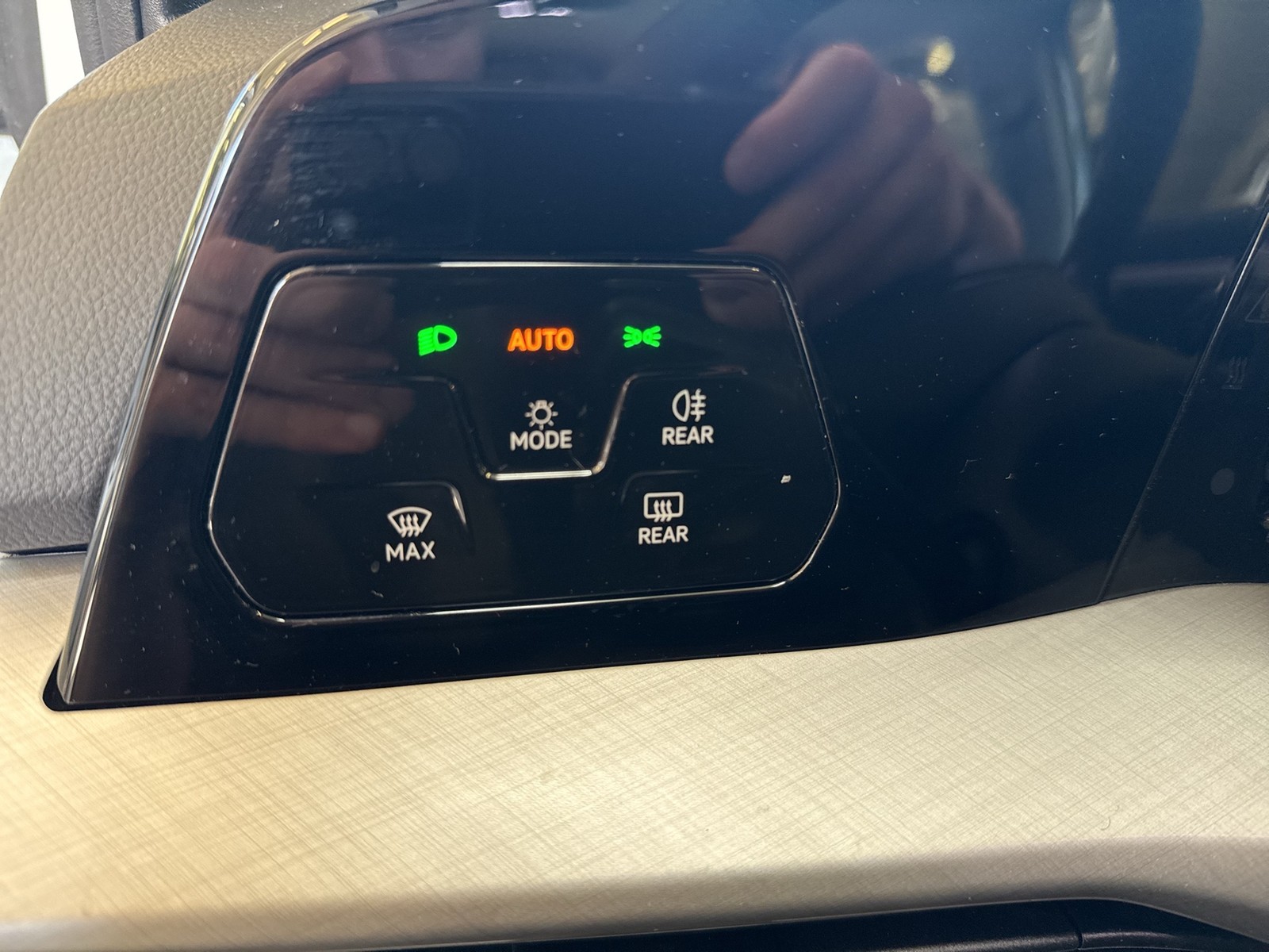 Volkswagen Golf VIII 2.0 LIFE FACELIFT AHK ACC CARPLAY ALU