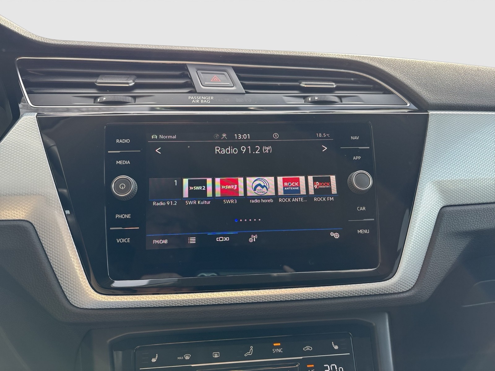 Volkswagen Touran 2.0 GOAL 7SITZE CAM ACC CARPLAY SITZHEIZ.