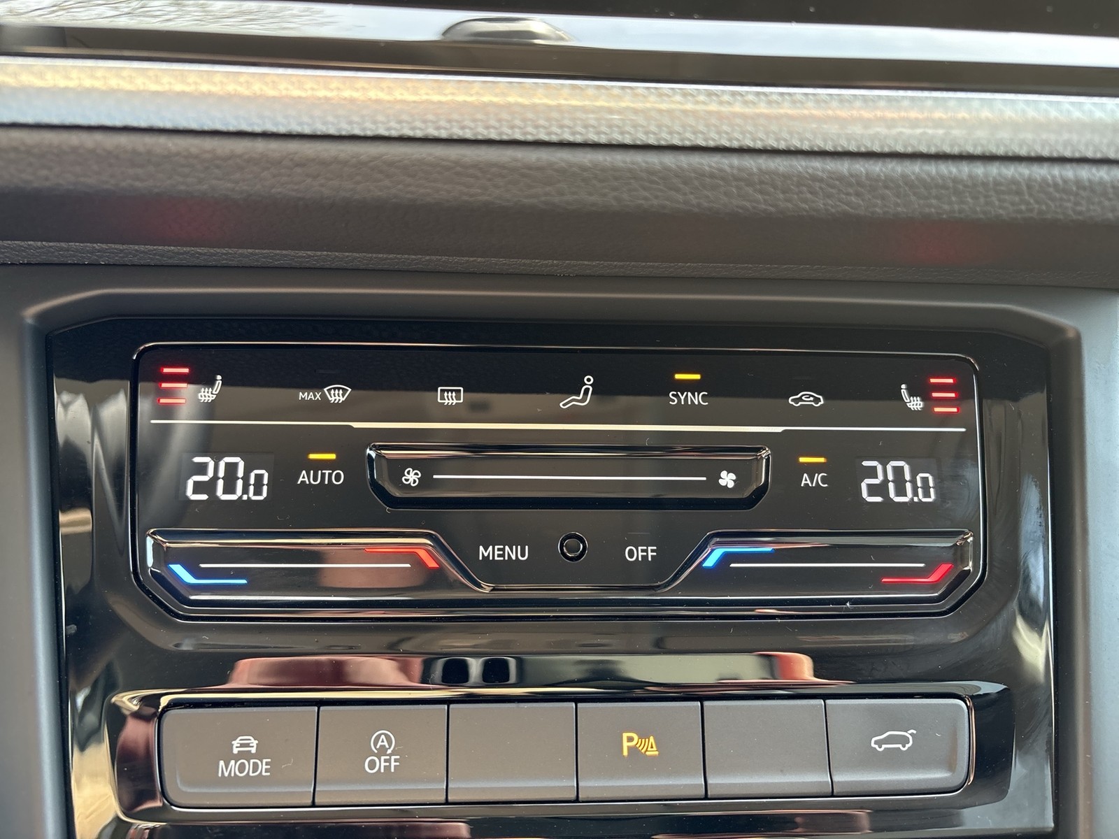 Volkswagen Touran 2.0 GOAL 7SITZE CAM ACC CARPLAY SITZHEIZ.