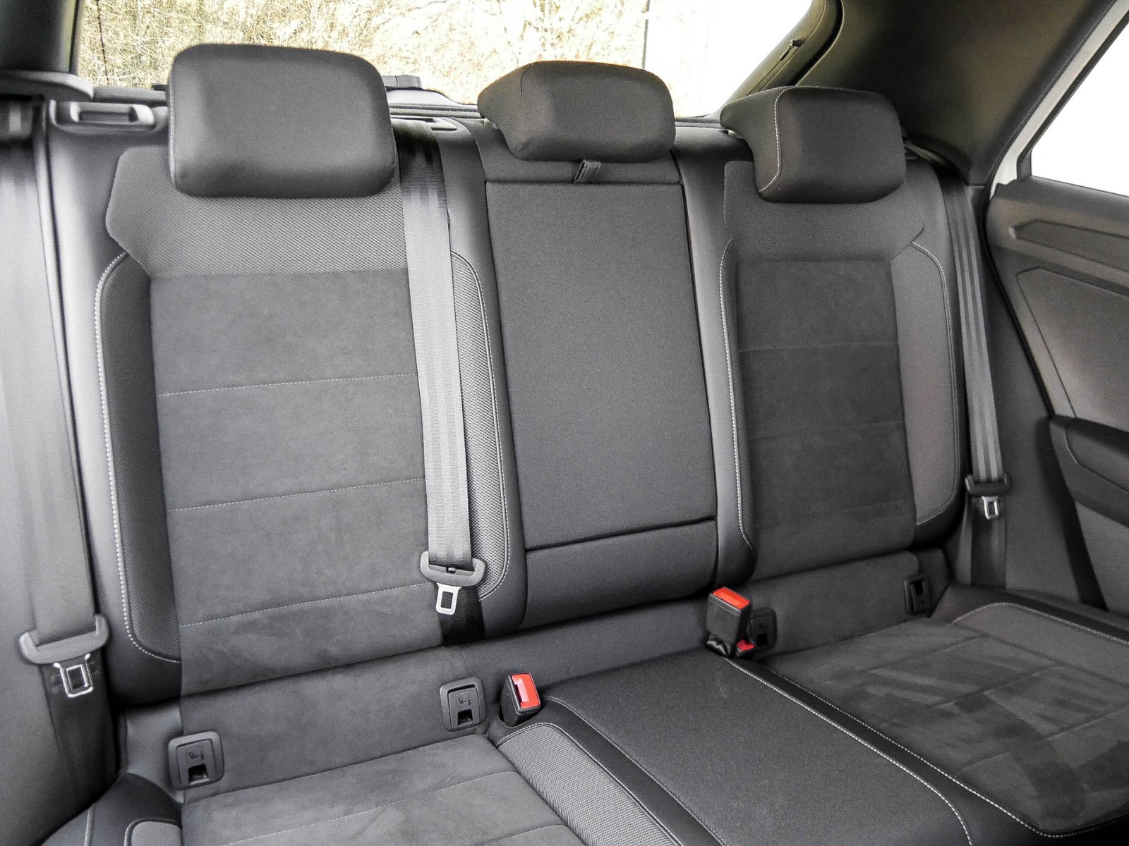 Volkswagen T-Roc 2.0 R-LINE AHK CAM ACC LM17 NAVI SITZHEIZ.