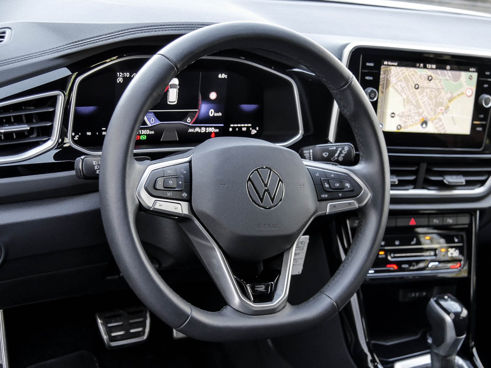 Volkswagen T-Roc 2.0 R-LINE AHK CAM ACC LM17 NAVI SITZHEIZ.