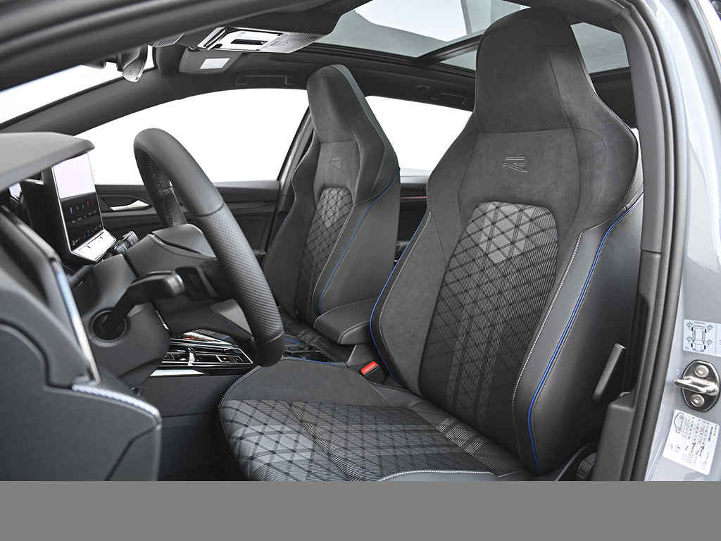 Volkswagen Golf Variant 2.0 R-LINE DSG eKLAPPE PANO LM18