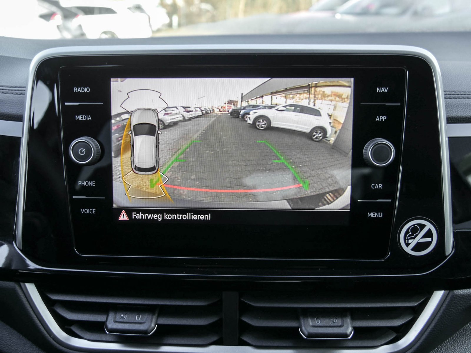 Volkswagen T-Roc 2.0 R-LINE AHK CAM ACC LM17 NAVI SITZHEIZ.