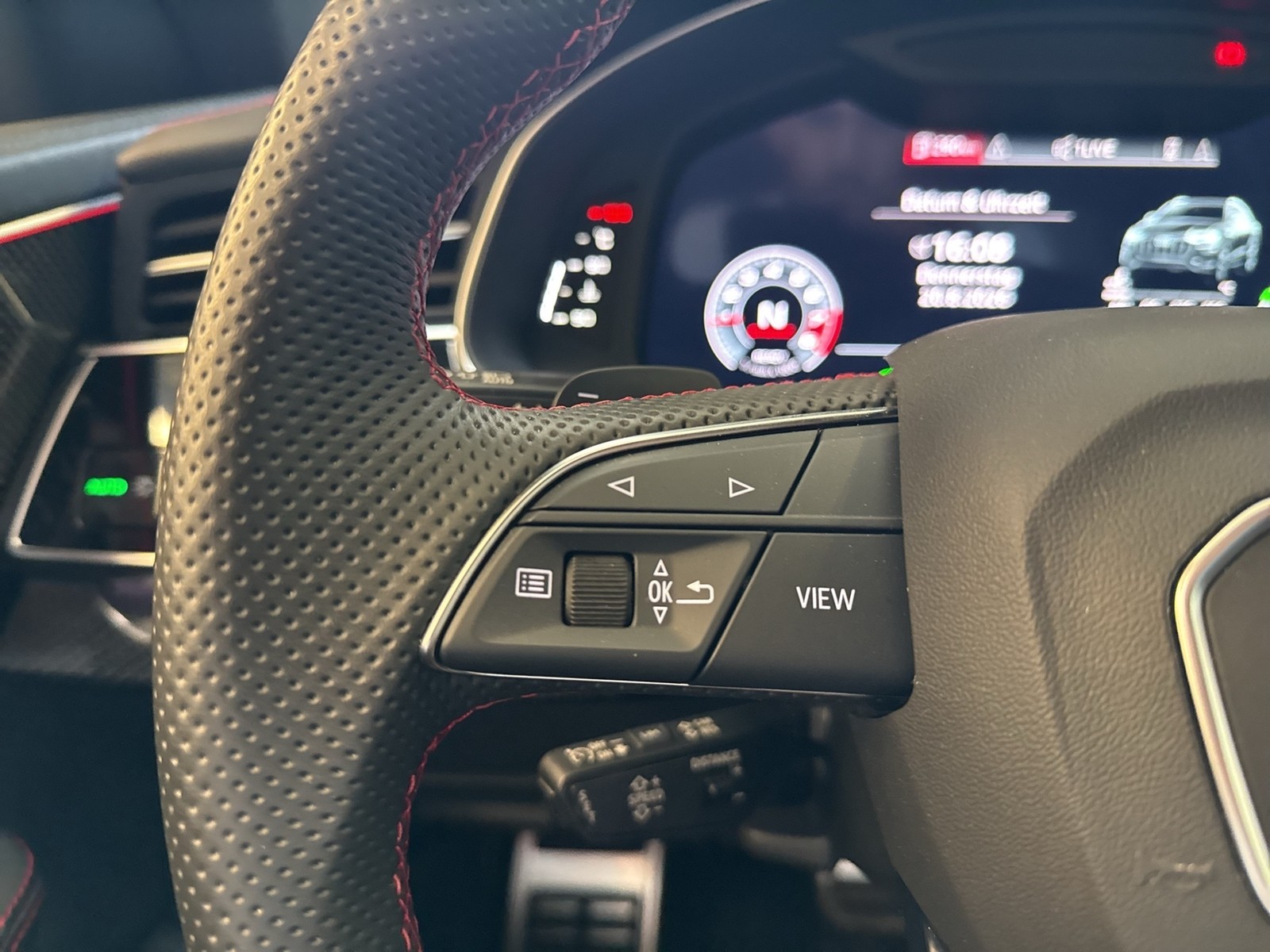 Audi SQ8 Qu. competition plus AHK 360CAM ACC LM22