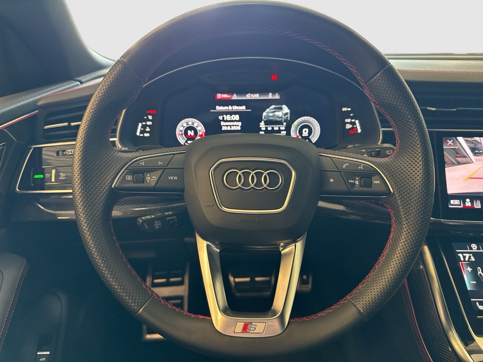 Audi SQ8 Qu. competition plus AHK 360CAM ACC LM22