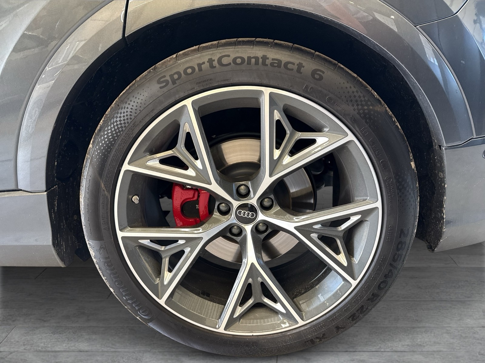 Audi SQ8 Qu. competition plus AHK 360CAM ACC LM22