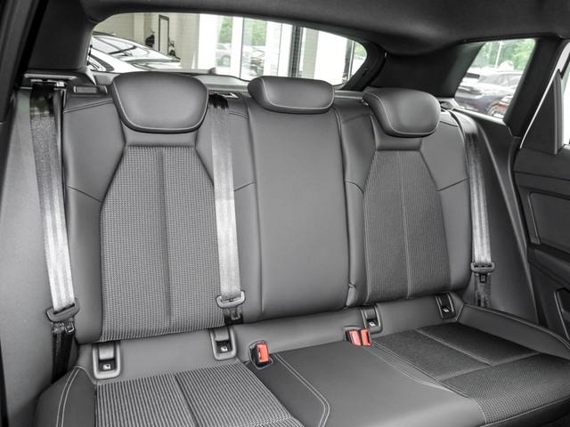Audi Q4 e-tron 40 S LINE AHK KAMERA ALU20 eKLAPPE NAVI