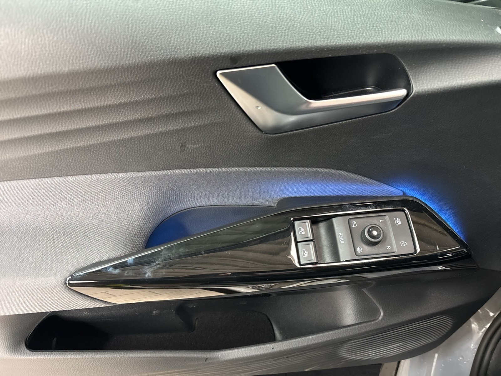 Volkswagen ID.3 Pro Performance WÄRMEPUMPE LM19 NAVI SITZHZ