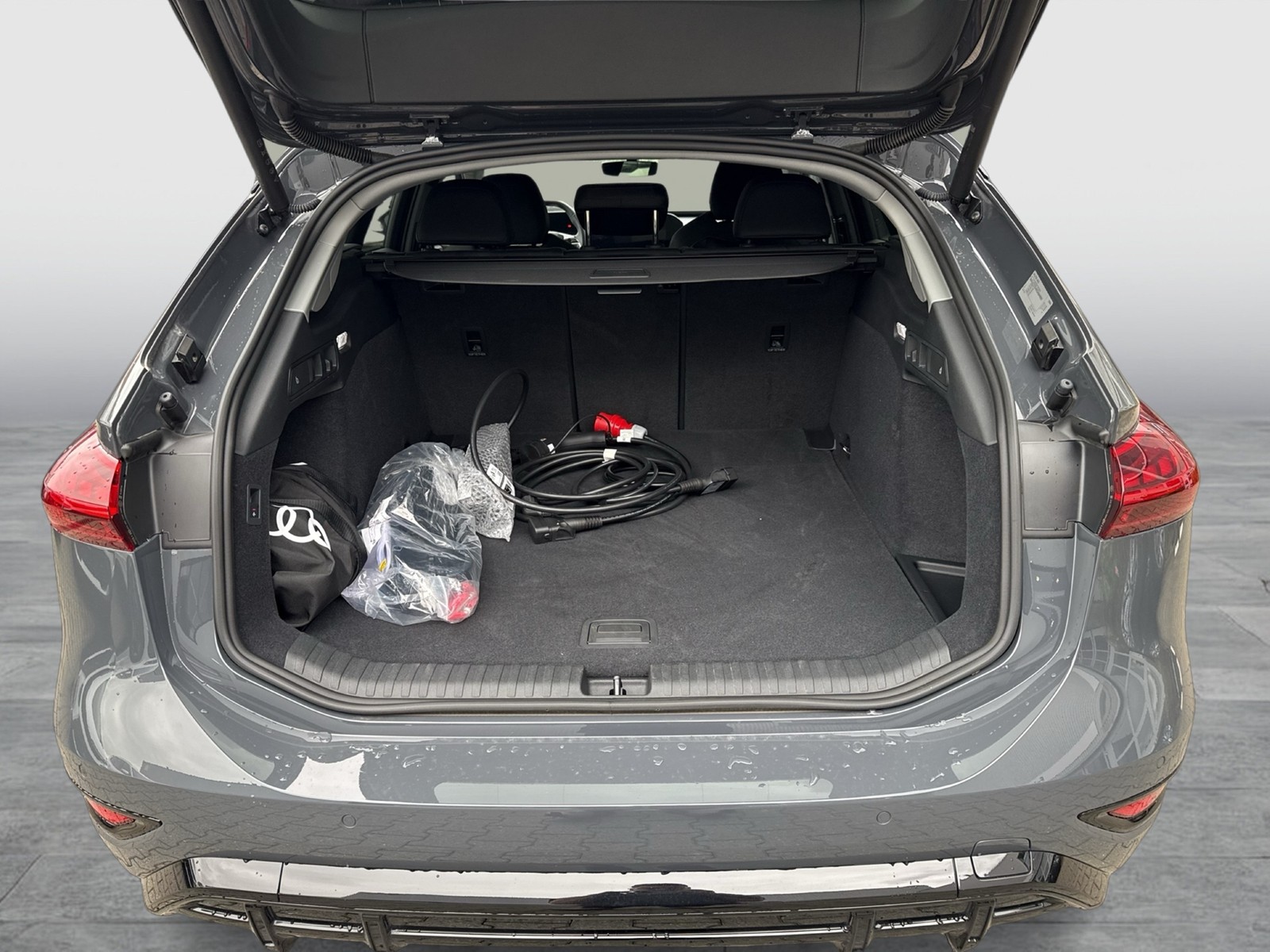 Audi A6 e-tron Avant S LINE AHK 360°CAM ACC LM21 NAVI