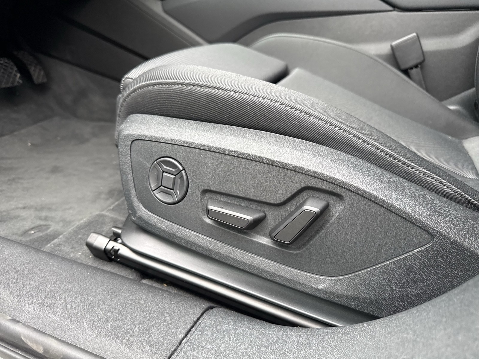 Audi A6 e-tron Avant S LINE AHK 360°CAM ACC LM21 NAVI