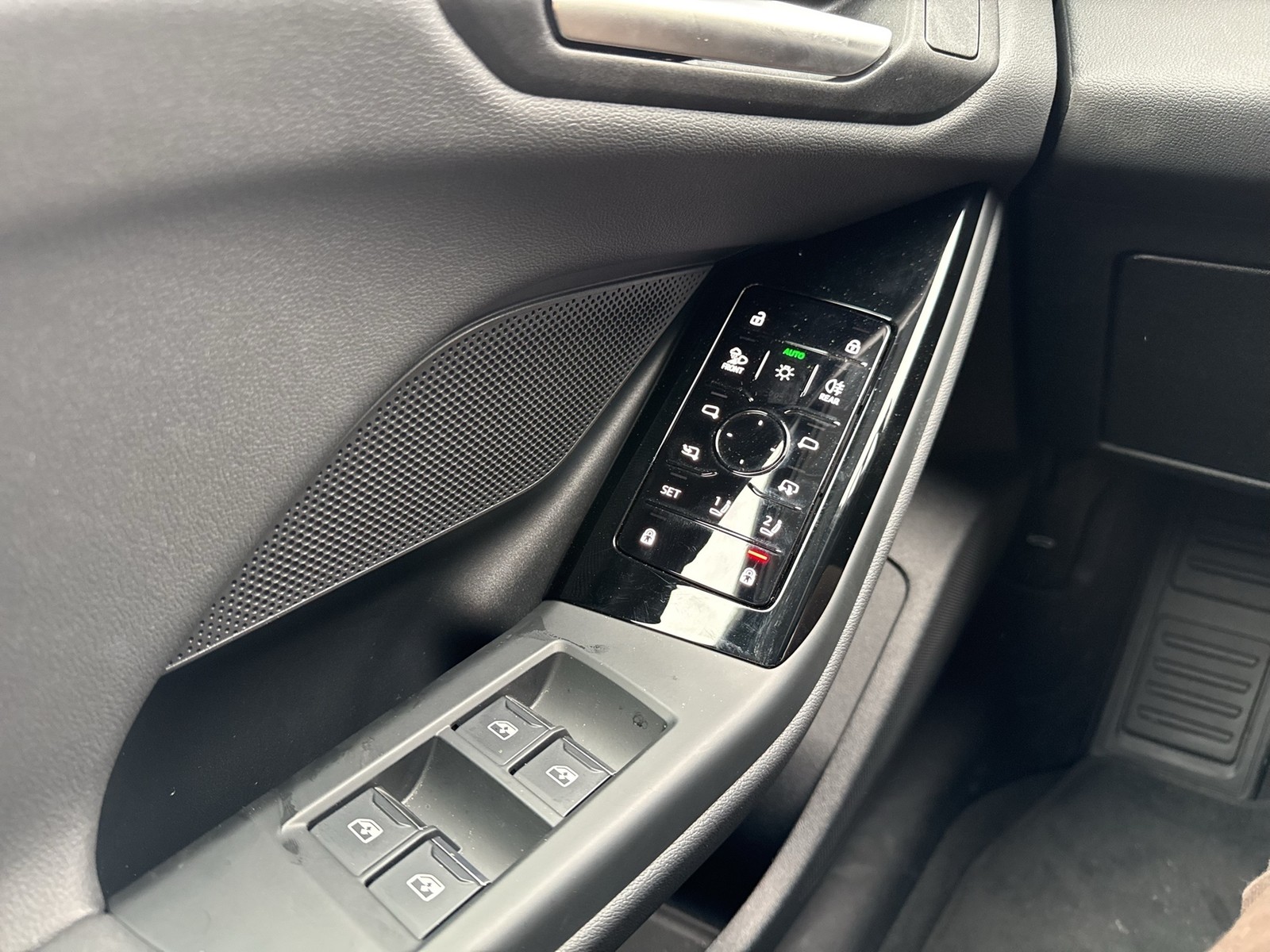 Audi A6 e-tron Avant S LINE AHK 360°CAM ACC LM21 NAVI
