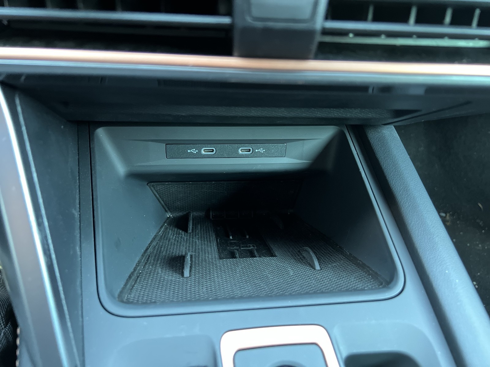 Cupra Formentor 1.5 eTSI NEUES MODELL 360°CAM ACC NAVI