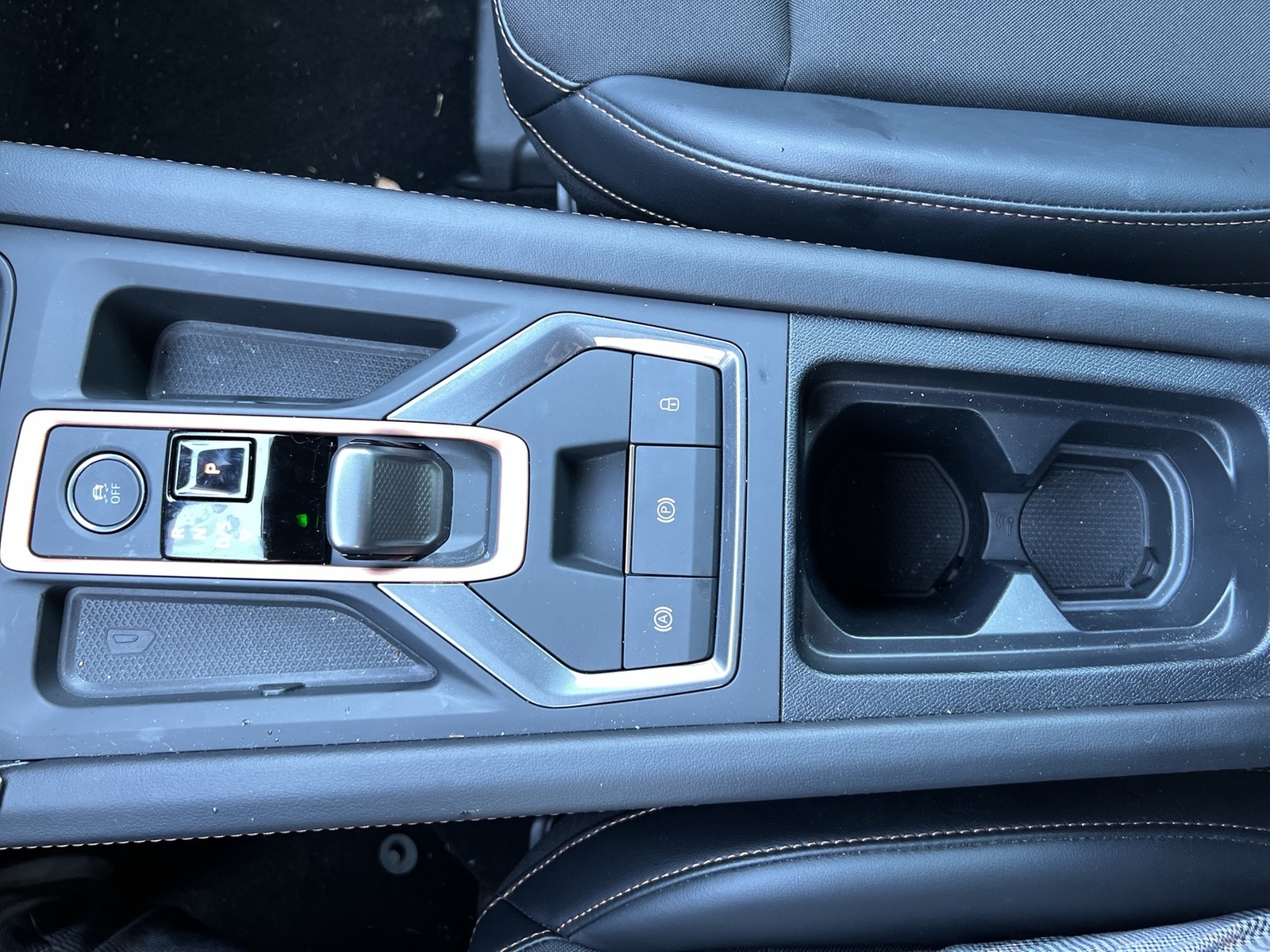 Cupra Formentor 1.5 eTSI NEUES MODELL 360°CAM ACC NAVI