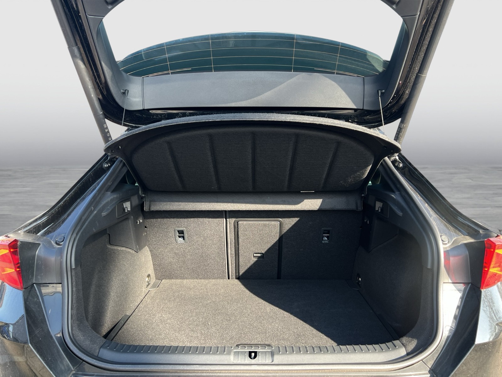 Cupra Formentor 1.5 eTSI NEUES MODELL 360°CAM ACC NAVI