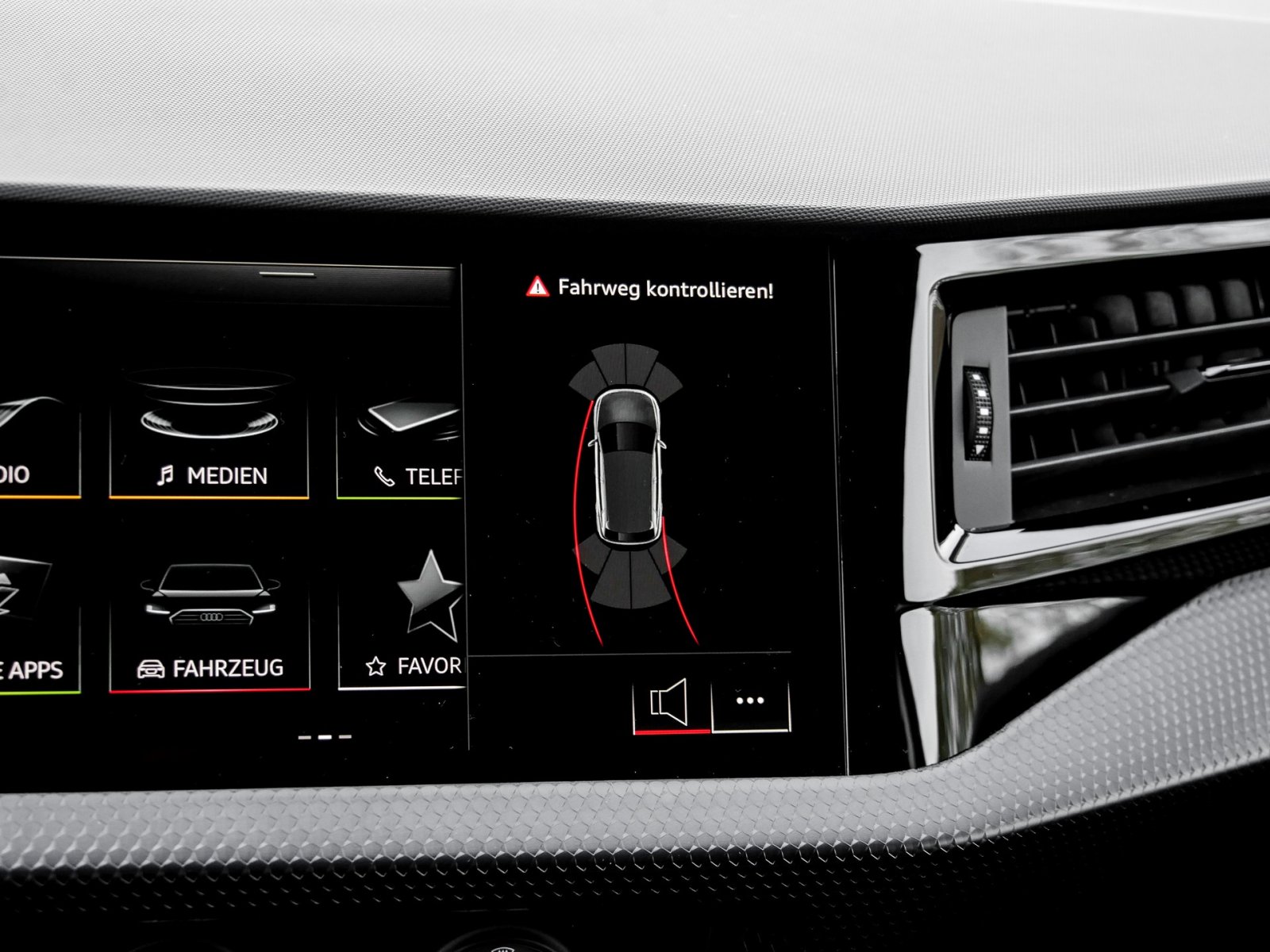 Audi A1 Sportback 25 TFSI advanced Rückfahrkamera+Sportsitze+LED+Ambiente+Sitzheizung