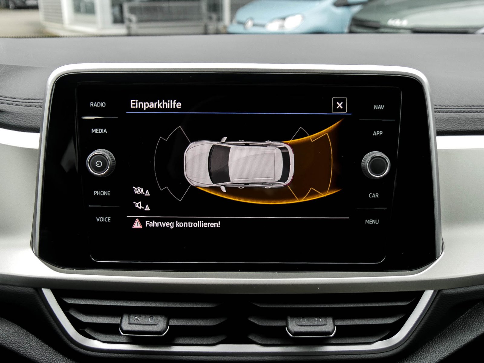 Volkswagen T-Roc 2.0 MOVE BEATS LM17 NAVI LED SITZHEIZUNG