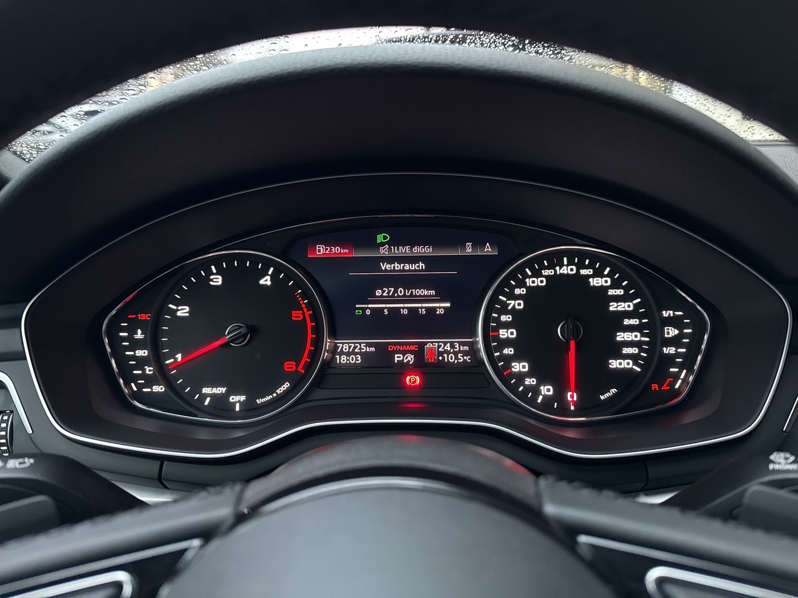 Audi A4 Avant 40 S LINE competition B&O ALU19 MATRIX