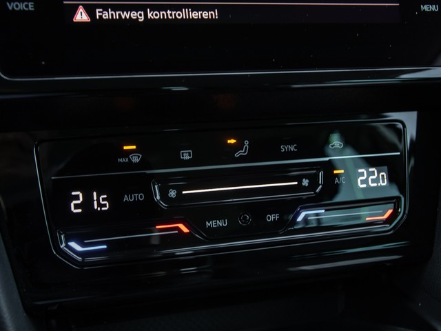 Volkswagen Passat Variant 2.0 BUSINESS AHK ACC ALU NAVI LED