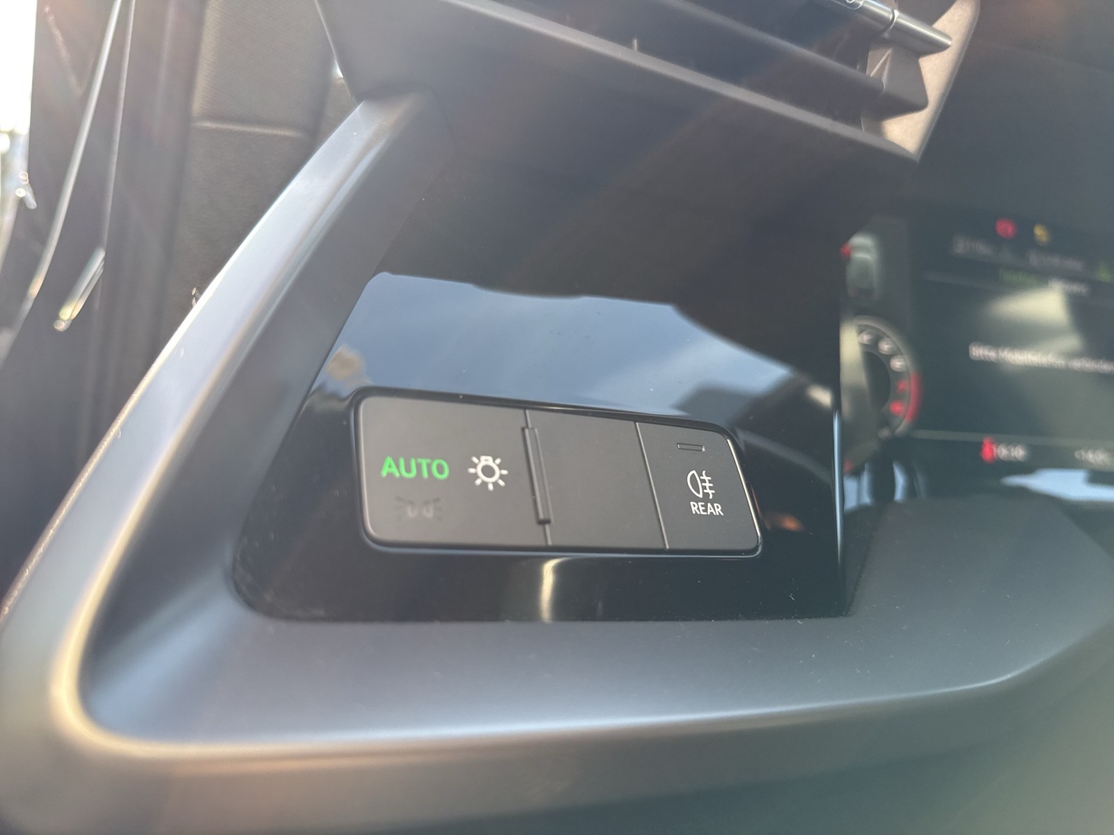 Audi A3 Sportback 30 NAVI+ SITZHEIZUNG ALU CARPLAY