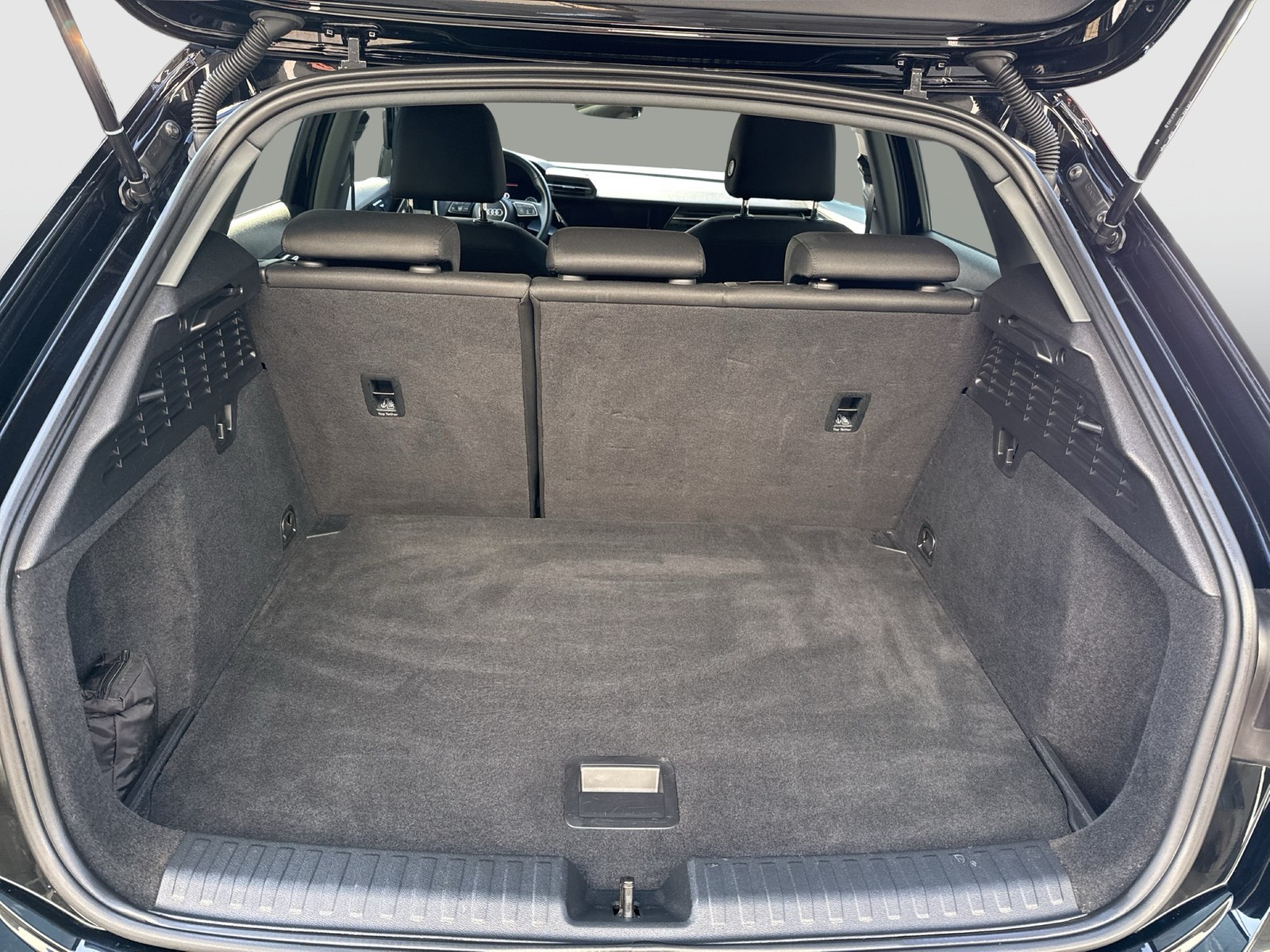 Audi A3 Sportback 30 NAVI+ SITZHEIZUNG ALU CARPLAY