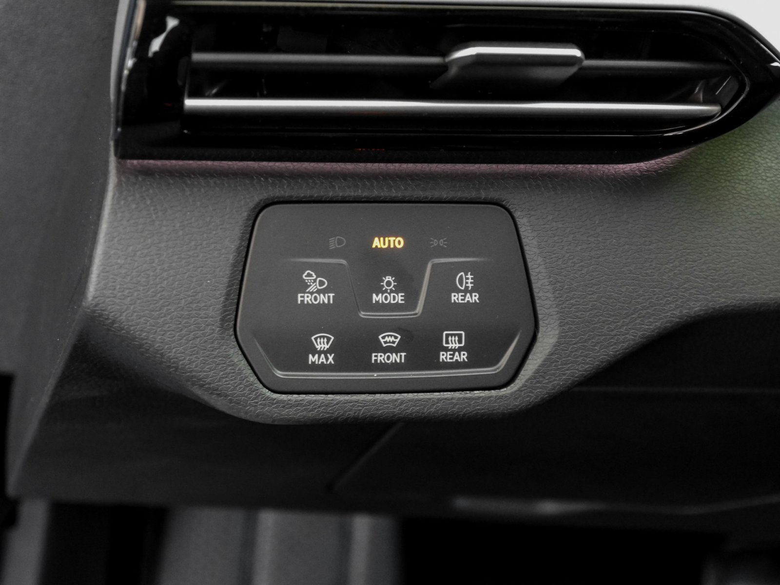 Volkswagen ID.5 PRO WÄRMEPUMPE AHK CAM ACC LM21 MATRIXLED
