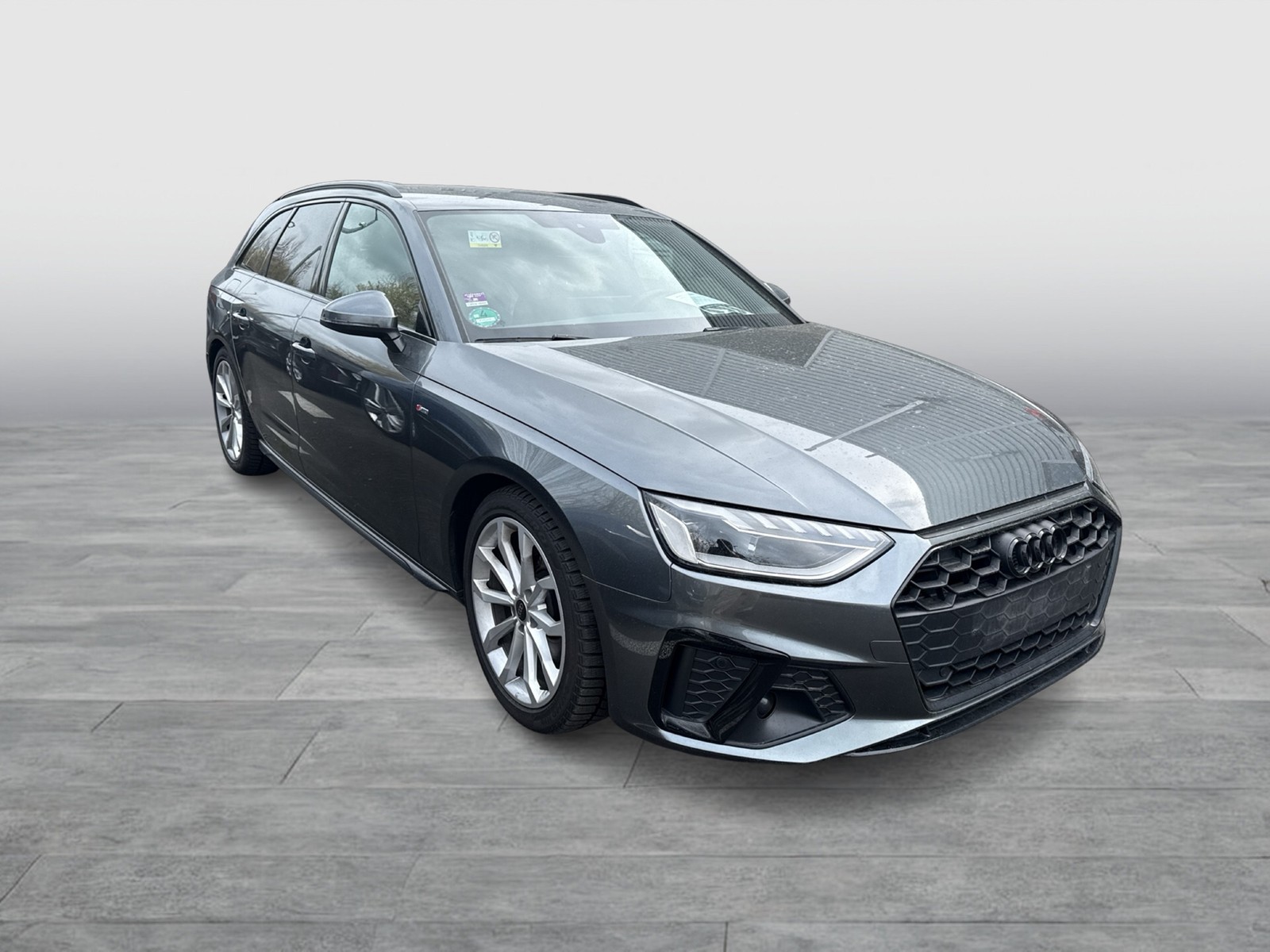 Audi A4 Avant 35 S LINE BLACKPAK ALU19 KAMERA NAVI+