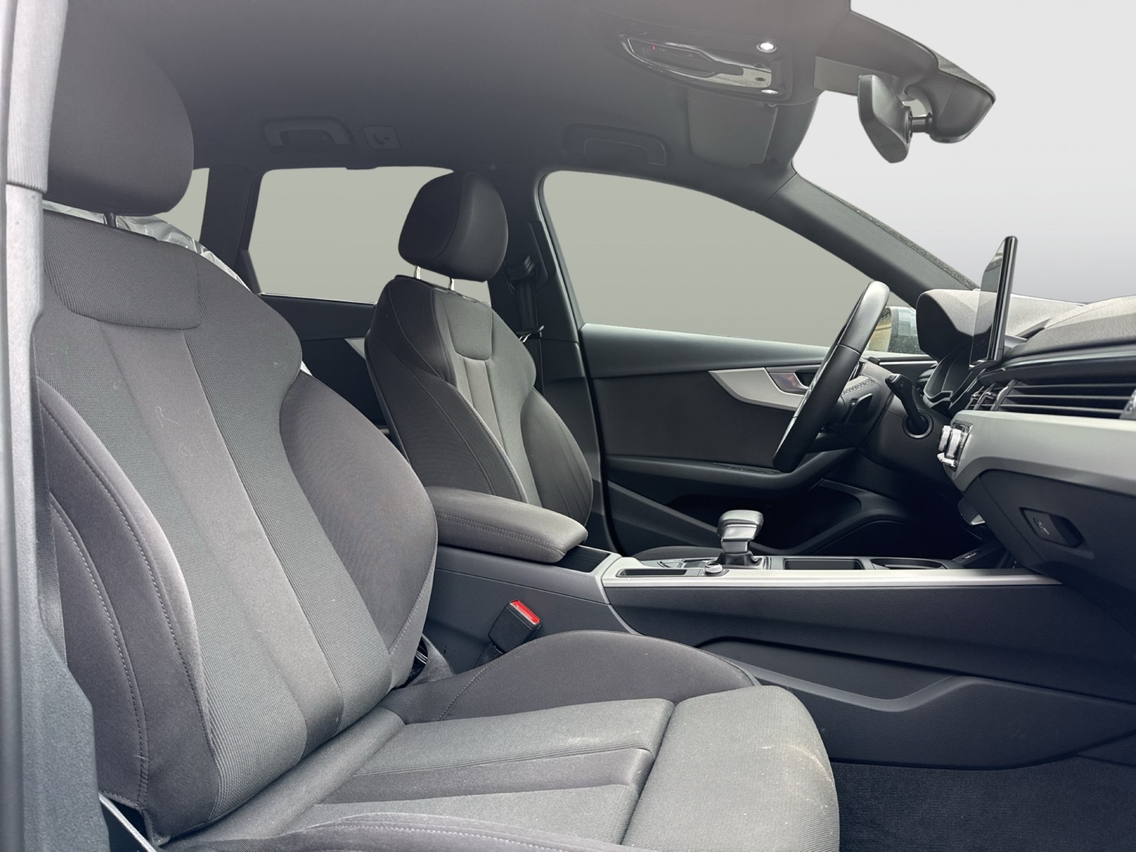 Audi A4 Avant 35 S LINE BLACKPAK ALU19 KAMERA NAVI+