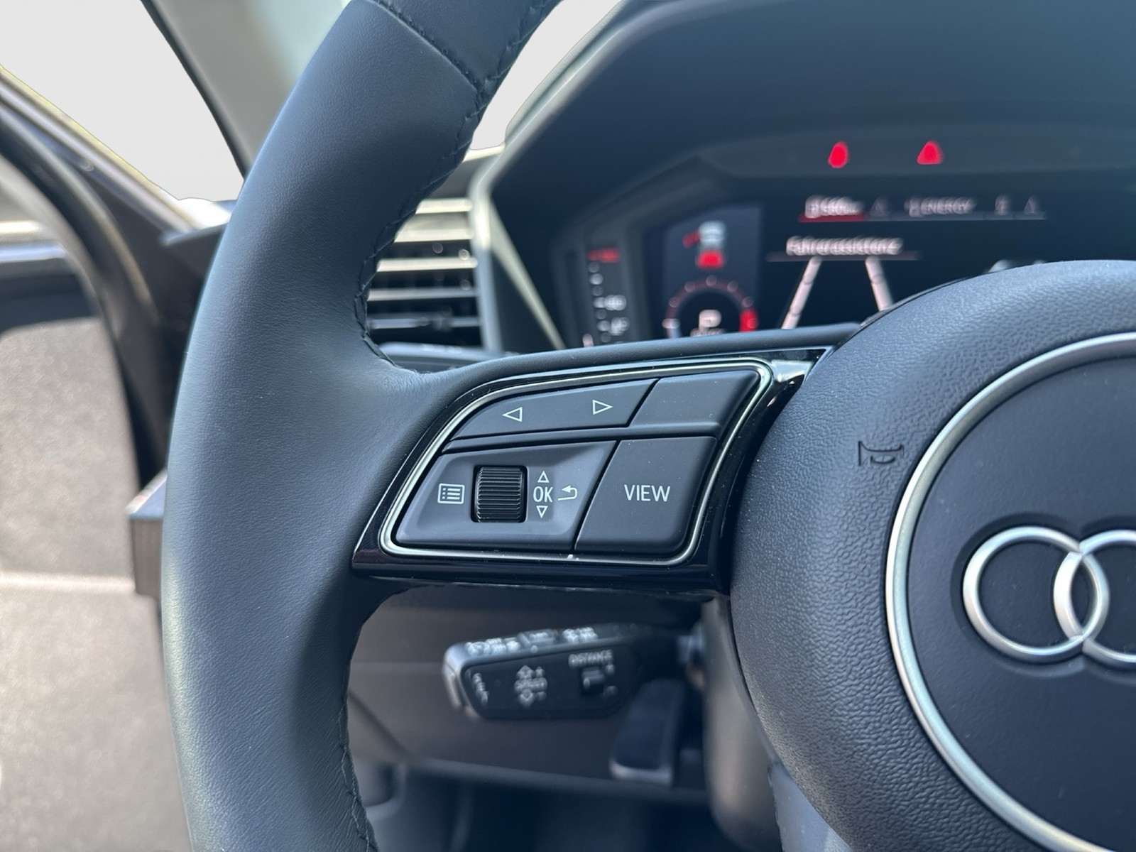 Audi A1 allstreet 30 BLACKPAK ACC LM17 NAVI+ LED