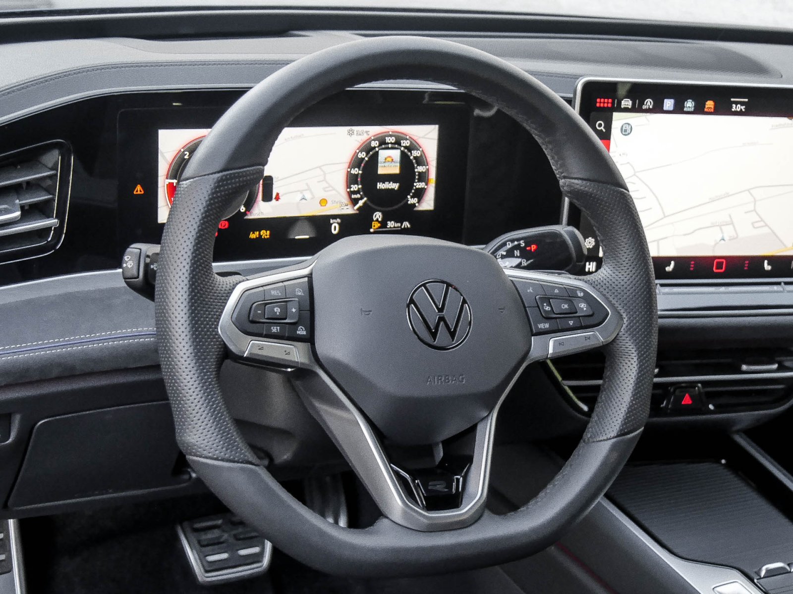 Volkswagen Passat Variant 2.0 R-LINE NEUES MODELL AHK LM18
