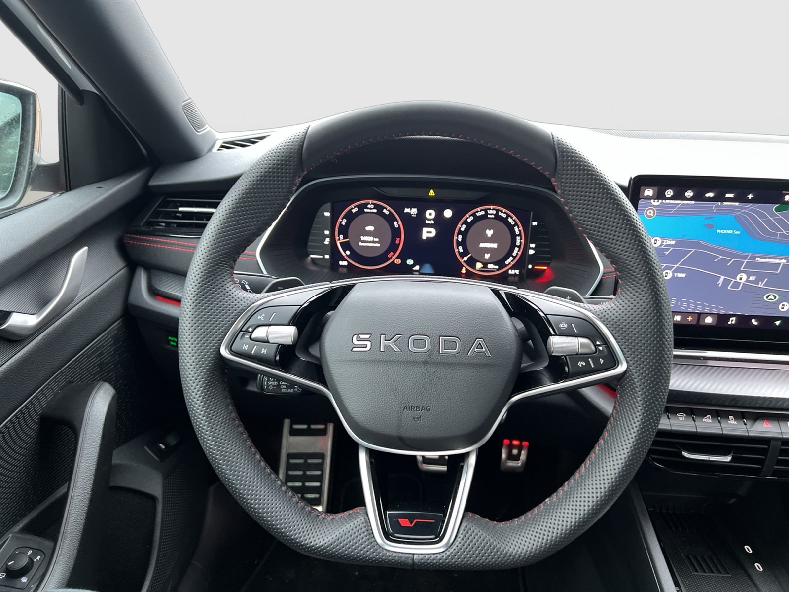 Skoda Octavia Combi 2.0 RS CAM ACC HEAD-UP LM18 MATRIX