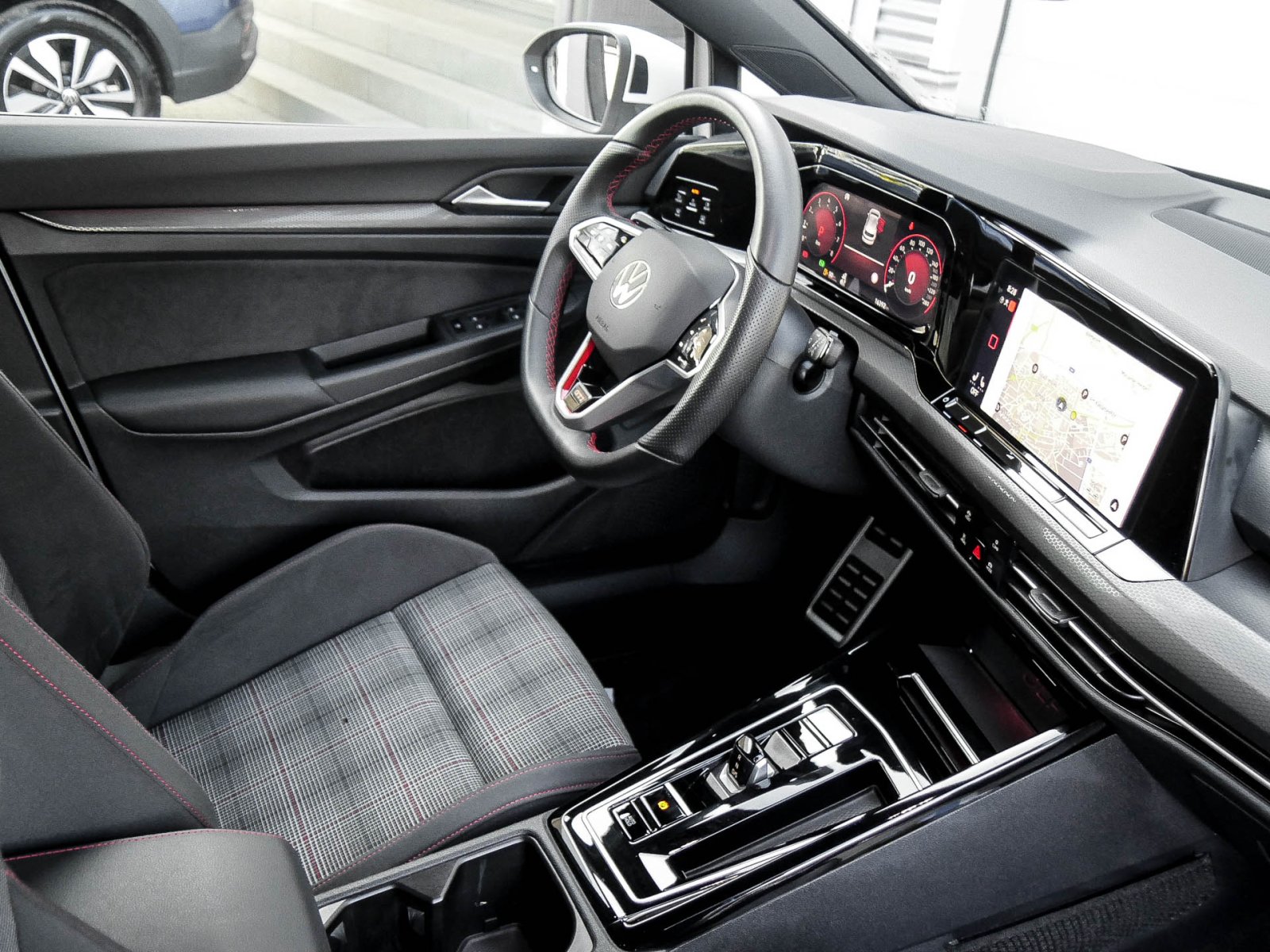 Volkswagen Golf VIII 2.0 GTI ACC LM17 MATRIXLED NAVI SITZHZ