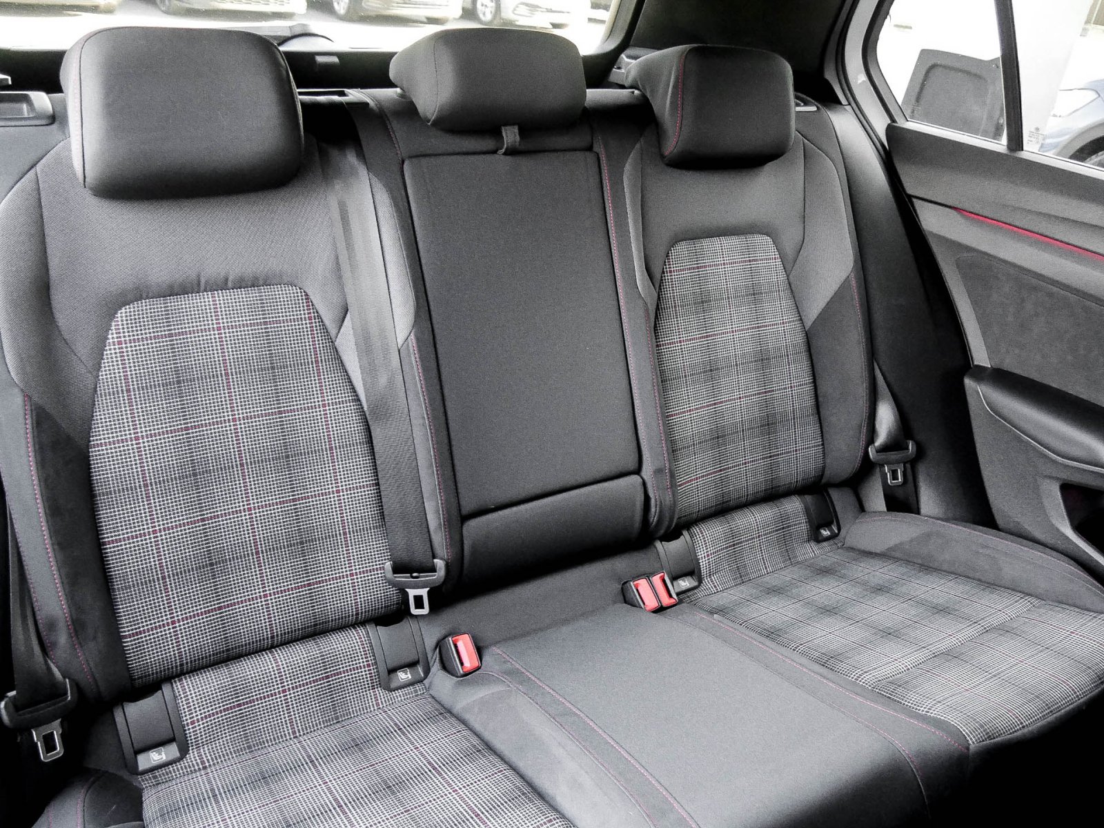 Volkswagen Golf VIII 2.0 GTI ACC LM17 MATRIXLED NAVI SITZHZ