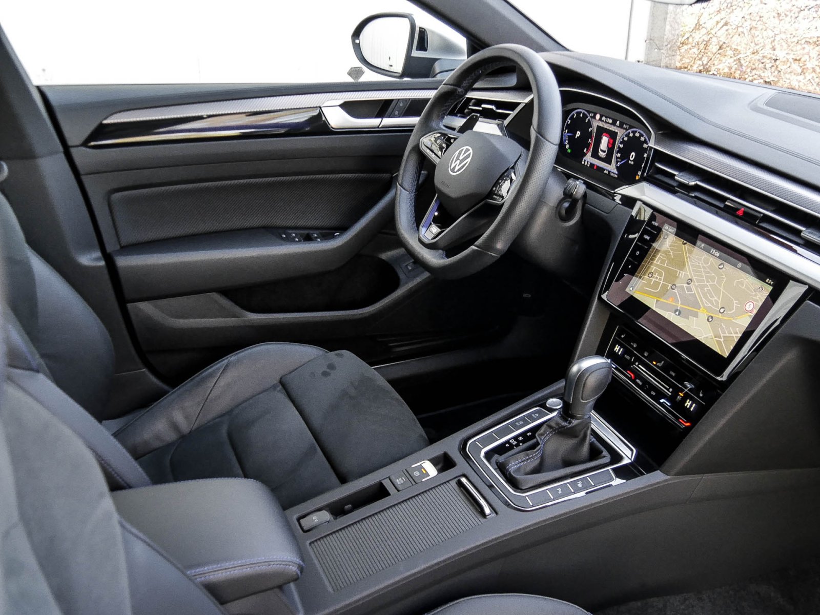 Volkswagen Arteon Shooting Brake 2.0 R 4X4 AHK CAM ACC LM20
