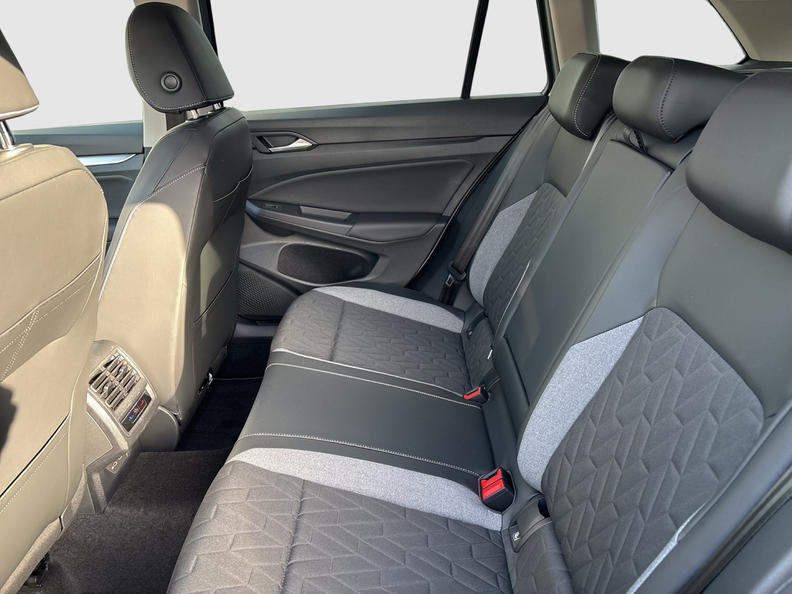 Volkswagen Golf Variant VIII 2.0 GOAL FACELIFT ACC CARPLAY