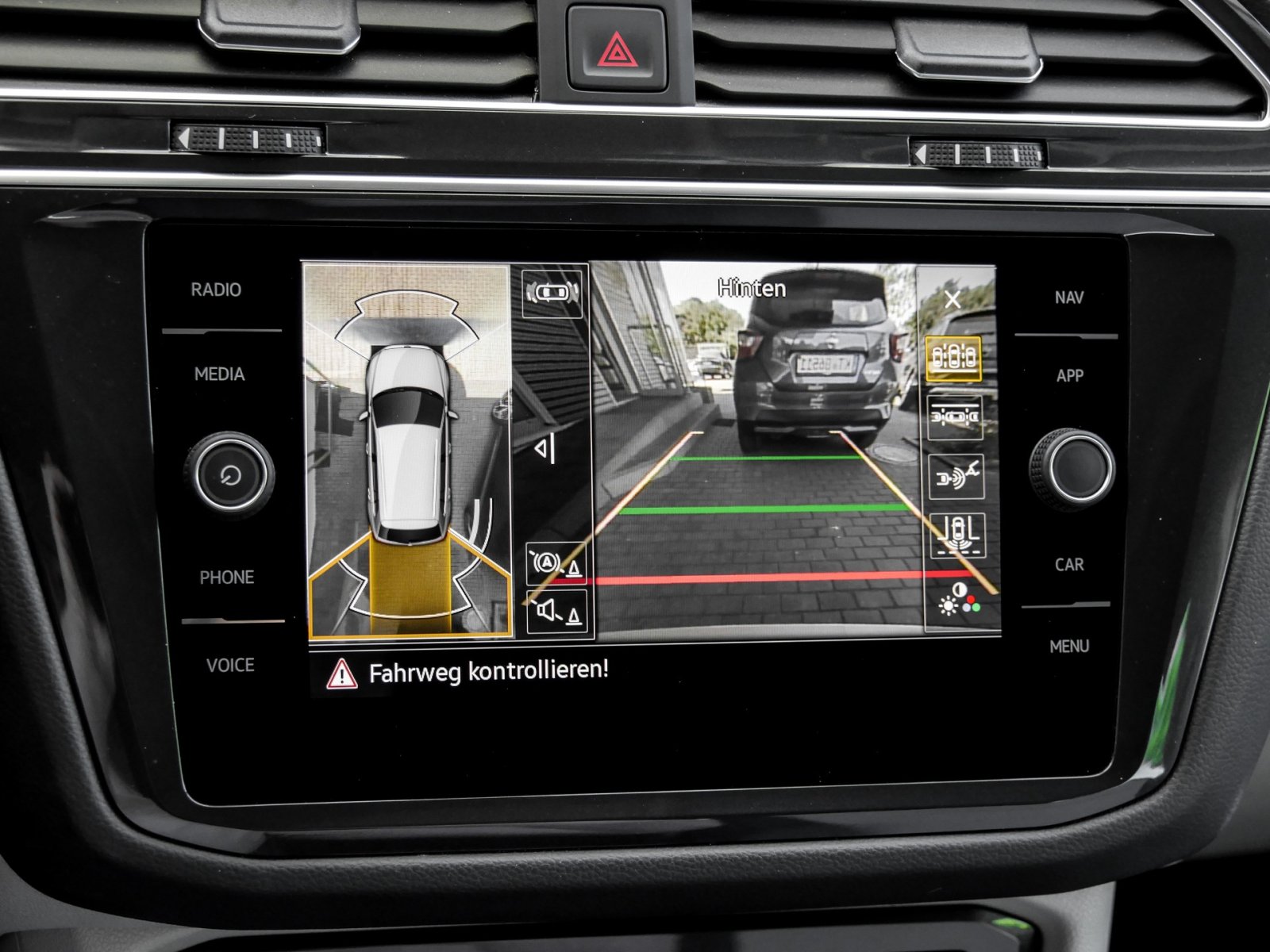 Volkswagen Tiguan 2.0 ELEGANCE AHK 360°CAM ACC LM18 NAVI