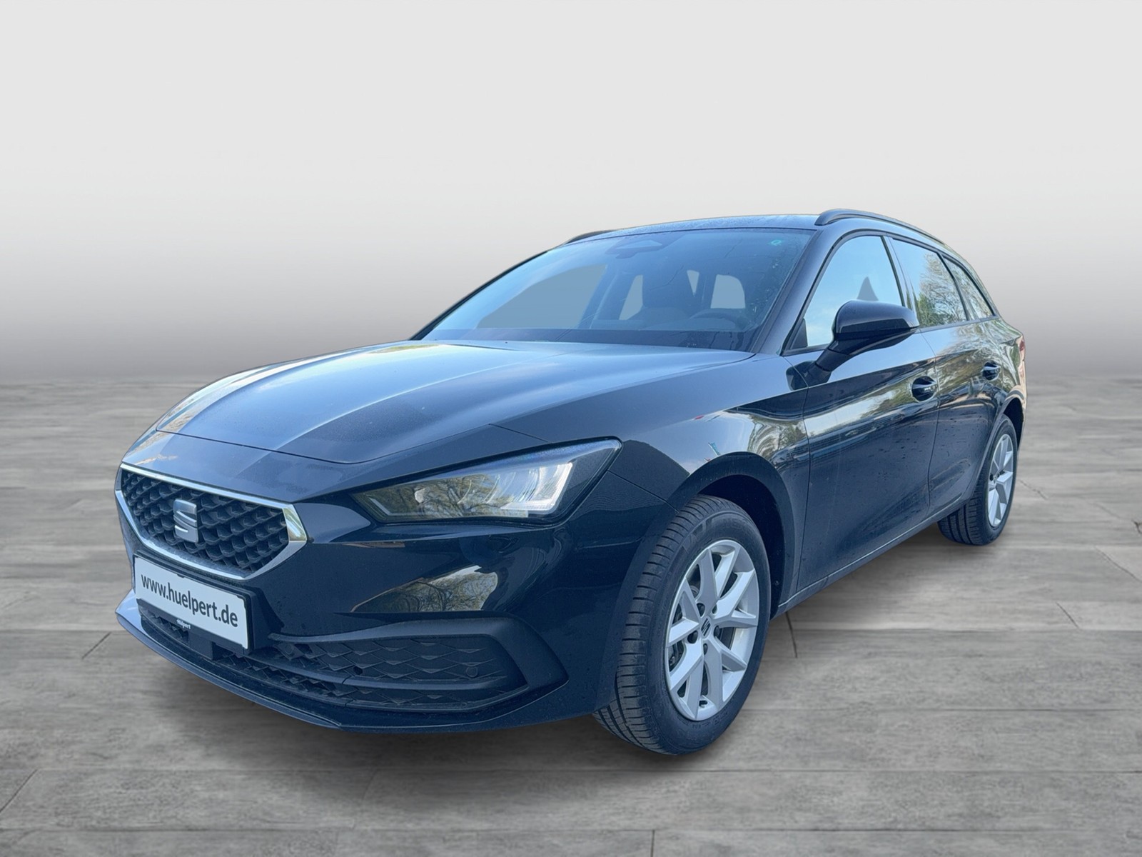Seat Leon Sportstourer 1.5 eTSI STYLE CARPLAY SITZHZG