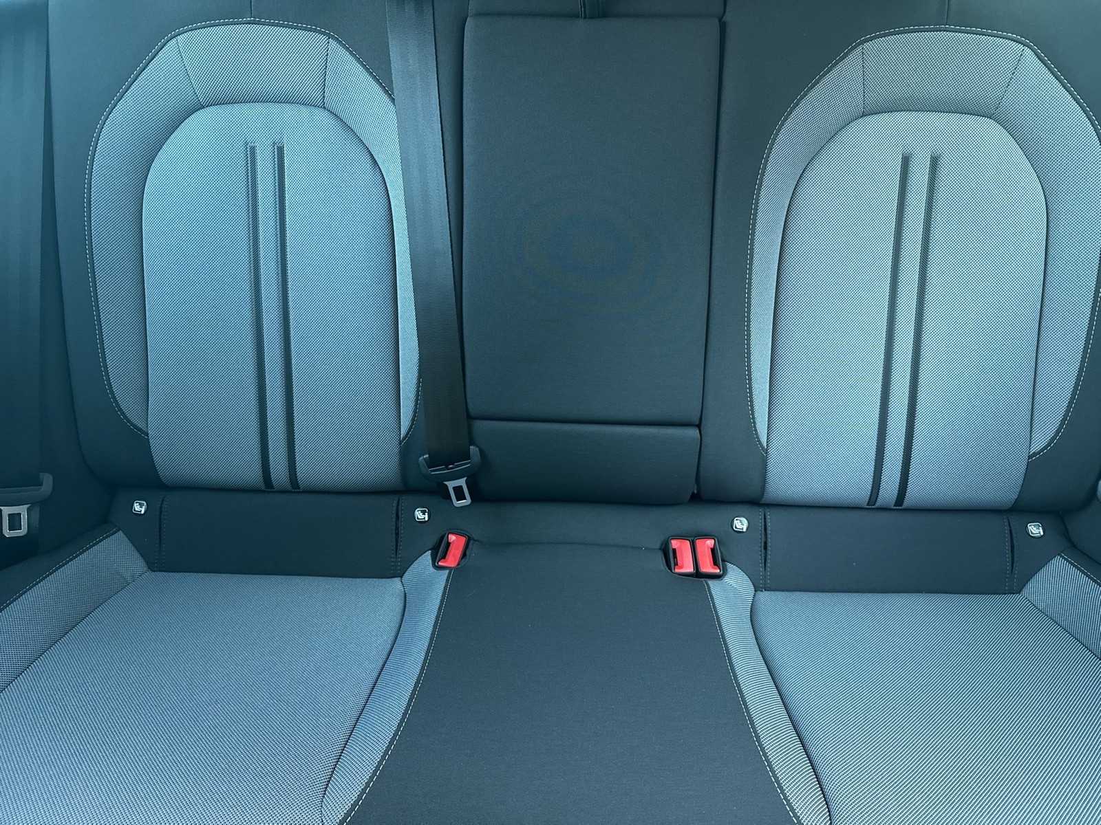 Seat Leon Sportstourer 1.5 eTSI STYLE CARPLAY SITZHZG