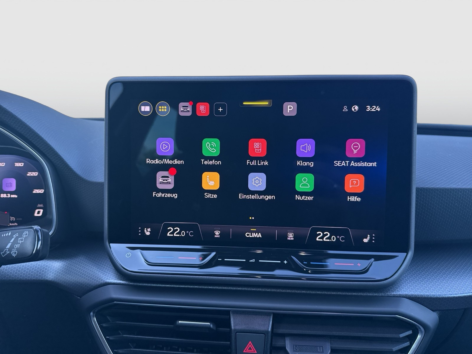 Seat Leon Sportstourer 1.5 eTSI STYLE CARPLAY SITZHZG