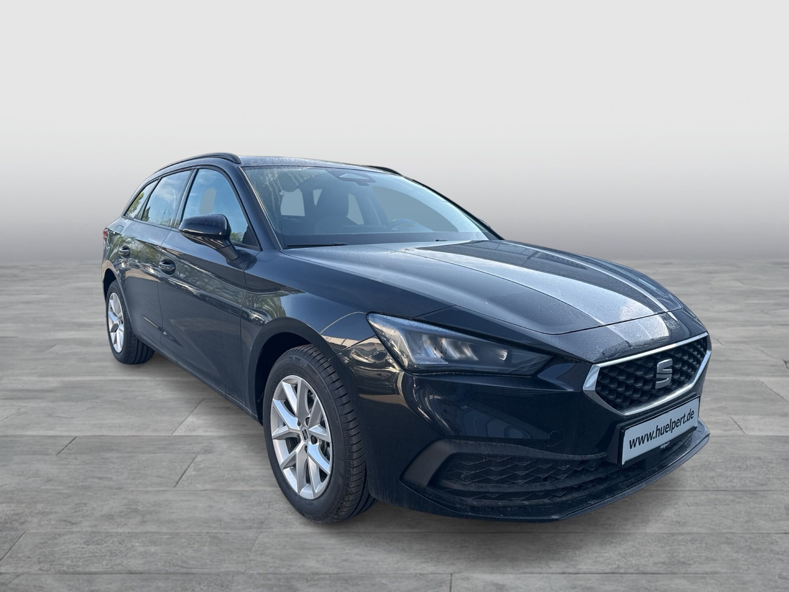 Seat Leon Sportstourer 1.5 eTSI STYLE CARPLAY SITZHZG